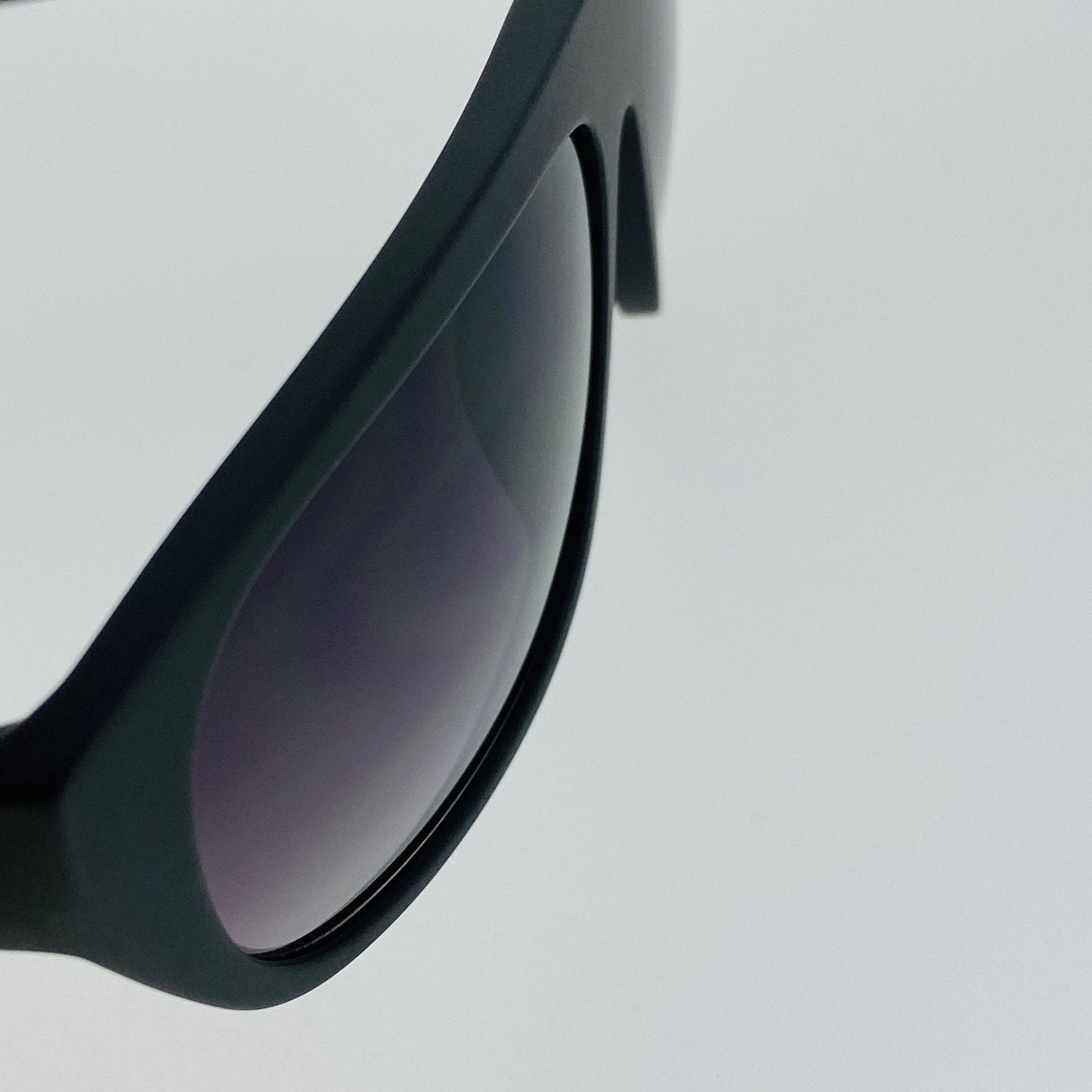 Ann Demeulemeester Men's Sunglasses Flat Top Matte Black and Grey AD1C9SUN