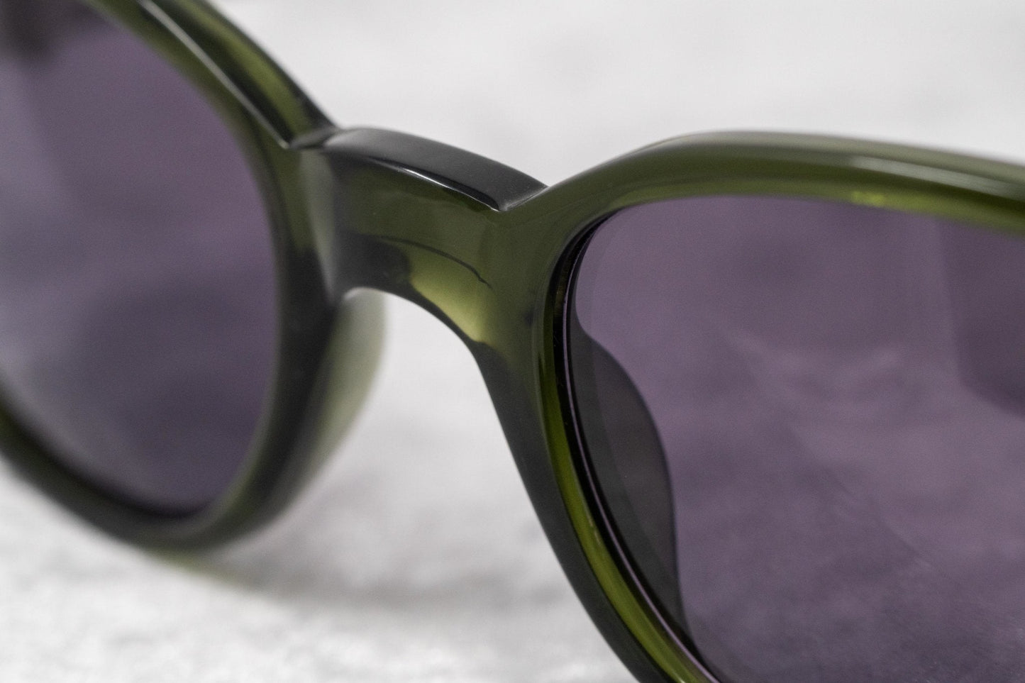 Ann Demeulemeester Sunglasses Oval Green and Purple