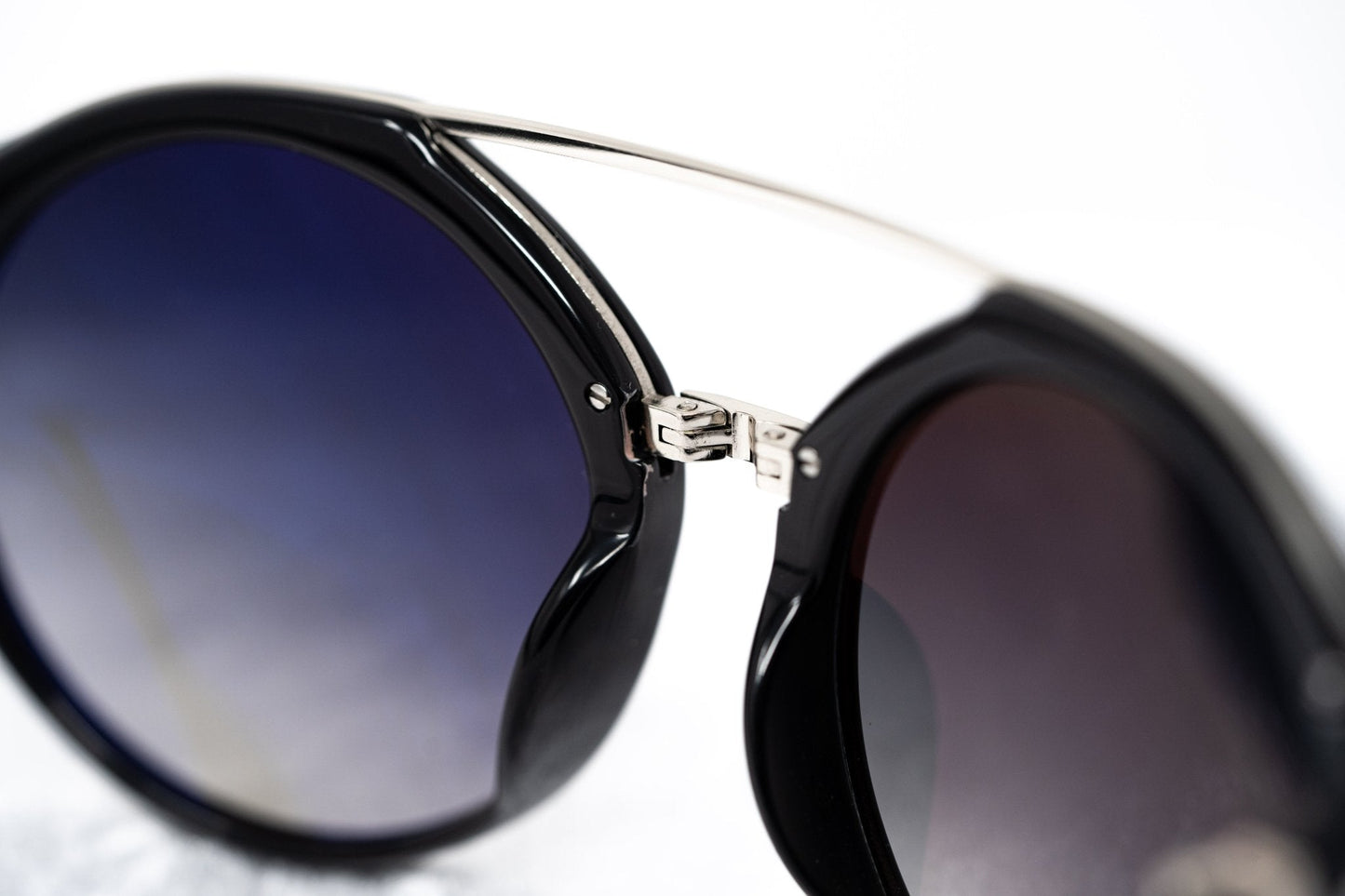 Ann Demeulemeester Sunglasses Round Black and Grey Graduated AD45C1SUN