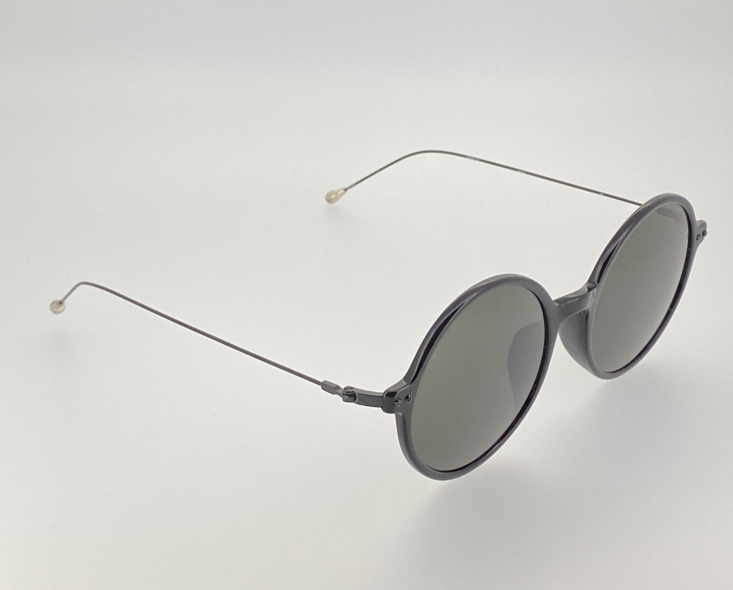 Ann Demeulemeester Sunglasses Round Shiny Black and Grey
