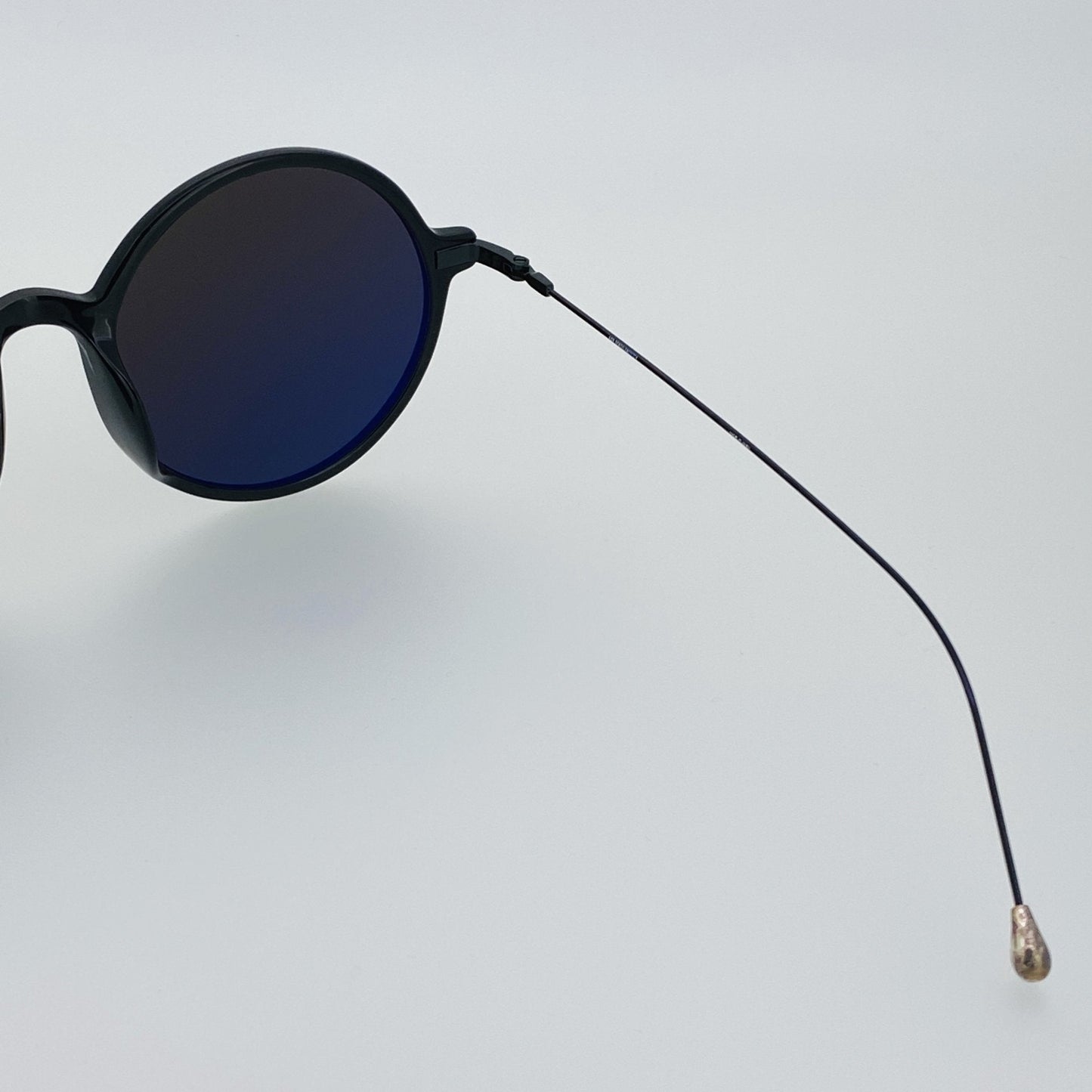 Ann Demeulemeester Sunglasses Round Shiny Black and Grey