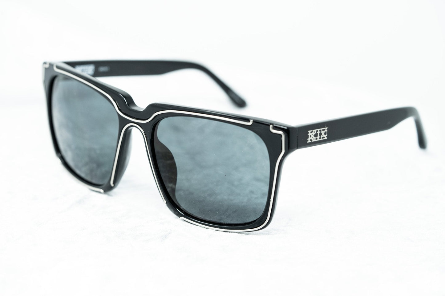 Kokon To Zai Sunglasses D-Frame Black and Grey KTZ14C1SUN