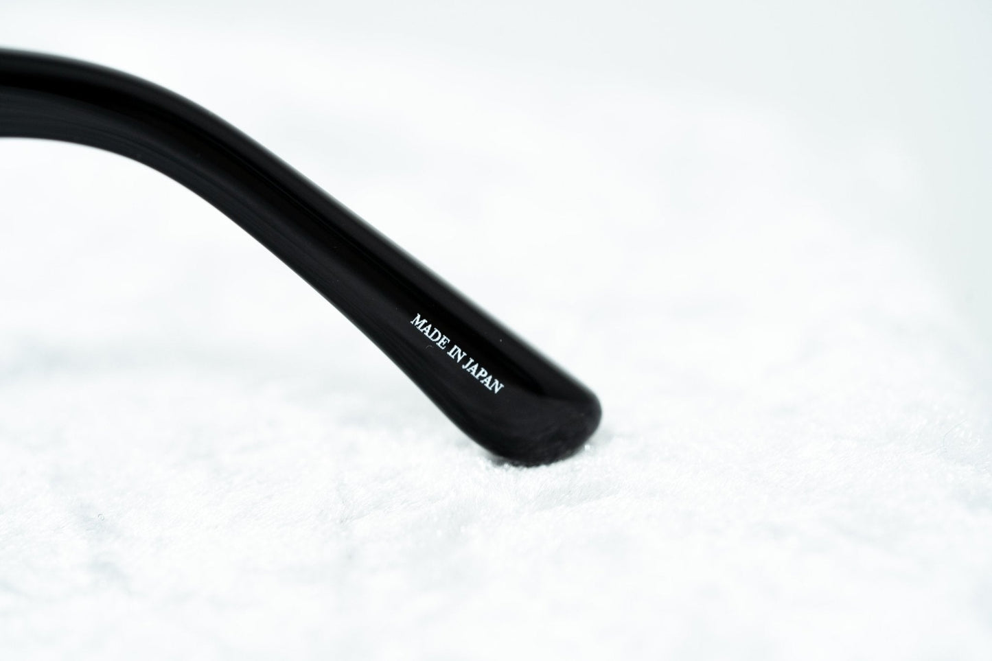 Kokon To Zai Sunglasses D-Frame Black and Grey KTZ14C1SUN