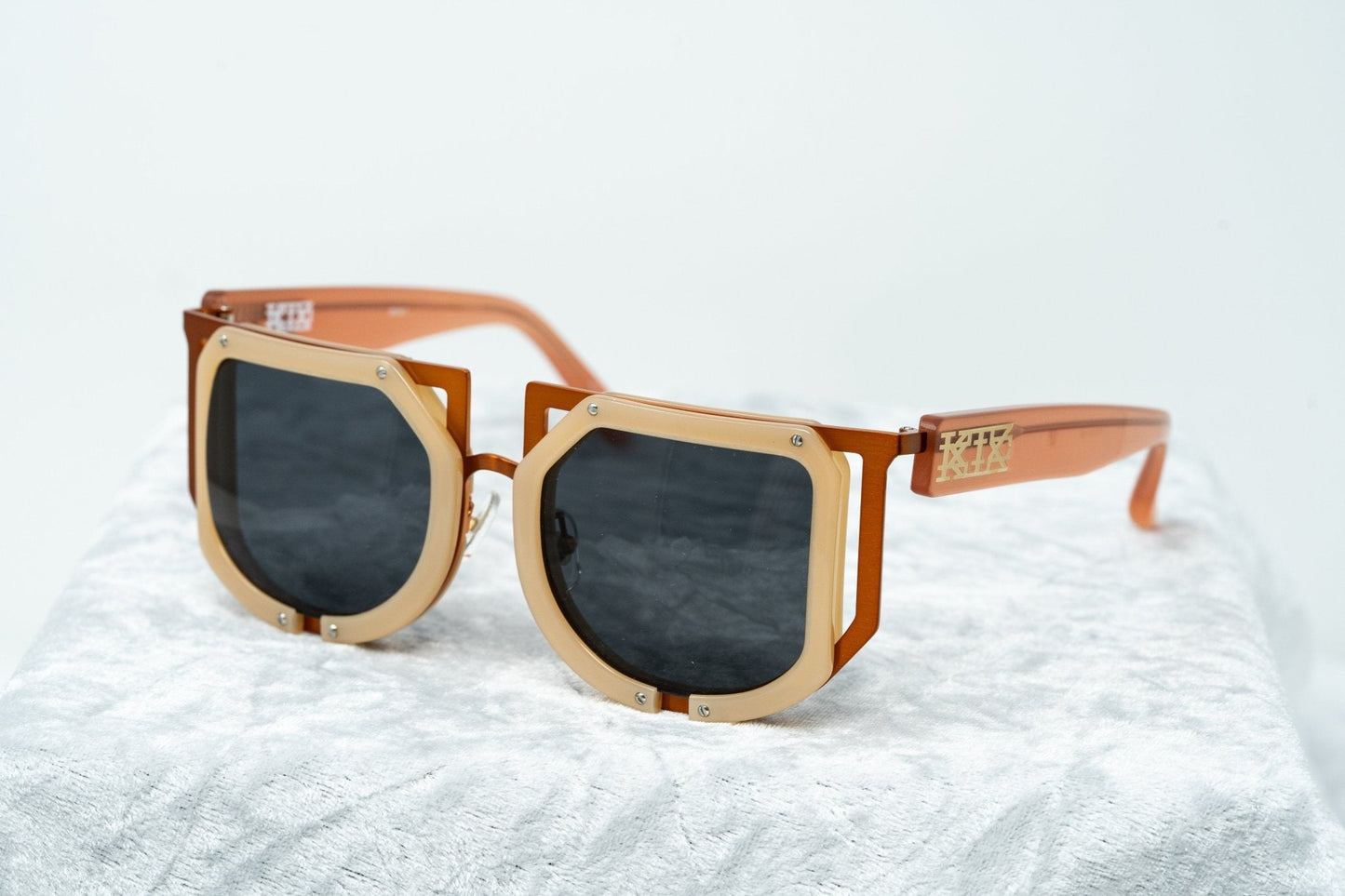 Kokon To Zai Sunglasses Special Beige Orange and Dark Grey KTZ16C1SUN