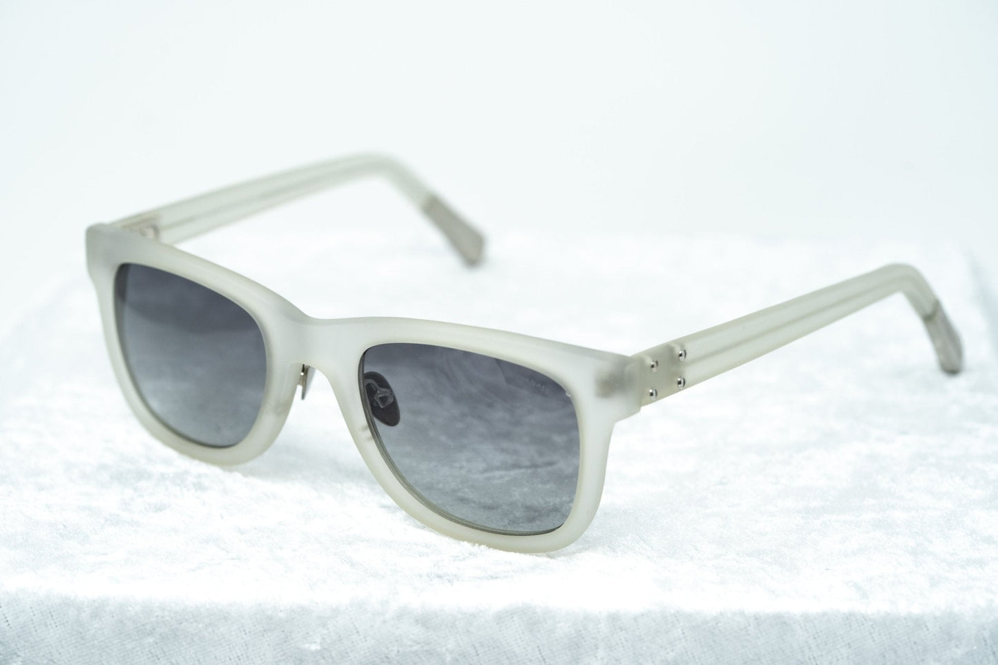 Kris Van Assche Men's Sunglasses D-frame Clear and Grey KVA47C2SUN