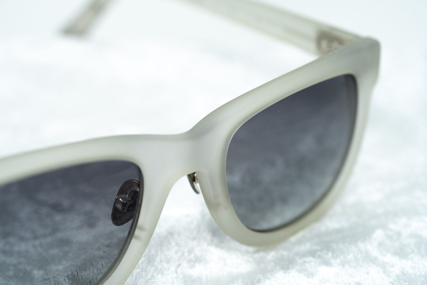 Kris Van Assche Men's Sunglasses D-frame Clear and Grey KVA47C2SUN
