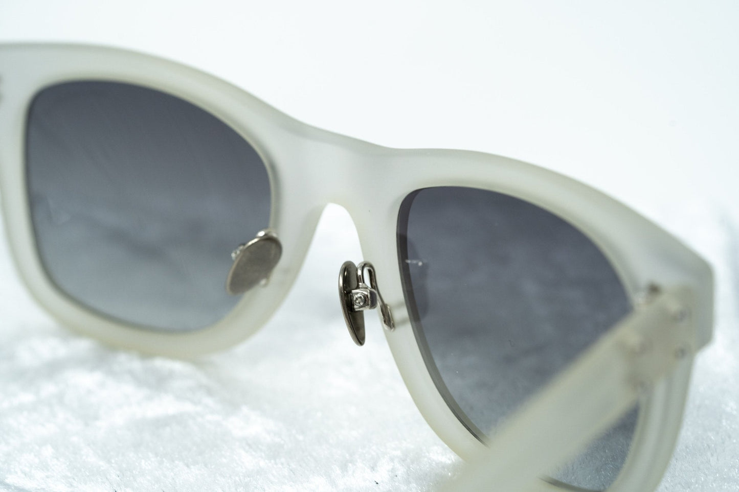 Kris Van Assche Men's Sunglasses D-frame Clear and Grey KVA47C2SUN