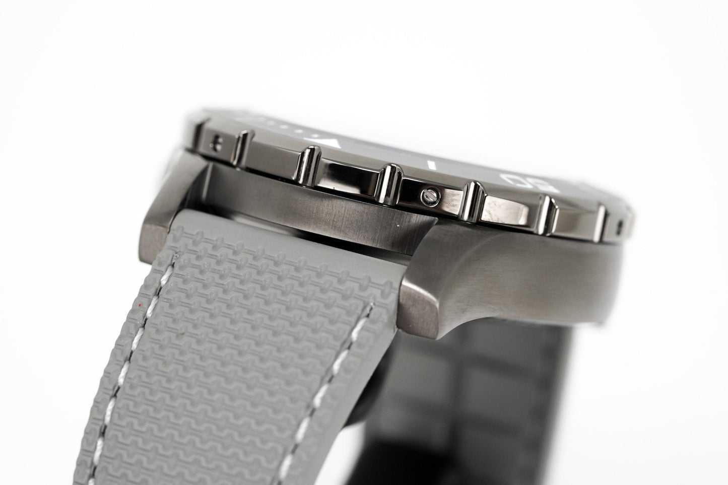 M2Z Men's Watch Diver 200 Grey IP Gun 200-004
