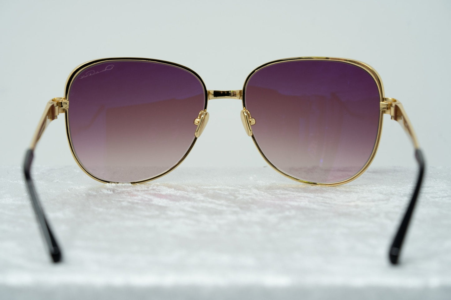 Oscar De La Renta Sunglasses Oversized Gold and Purple