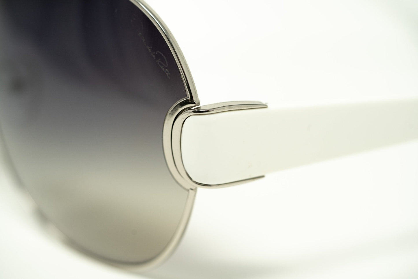 Oscar De La Renta Sunglasses Oversized Silver White and Grey