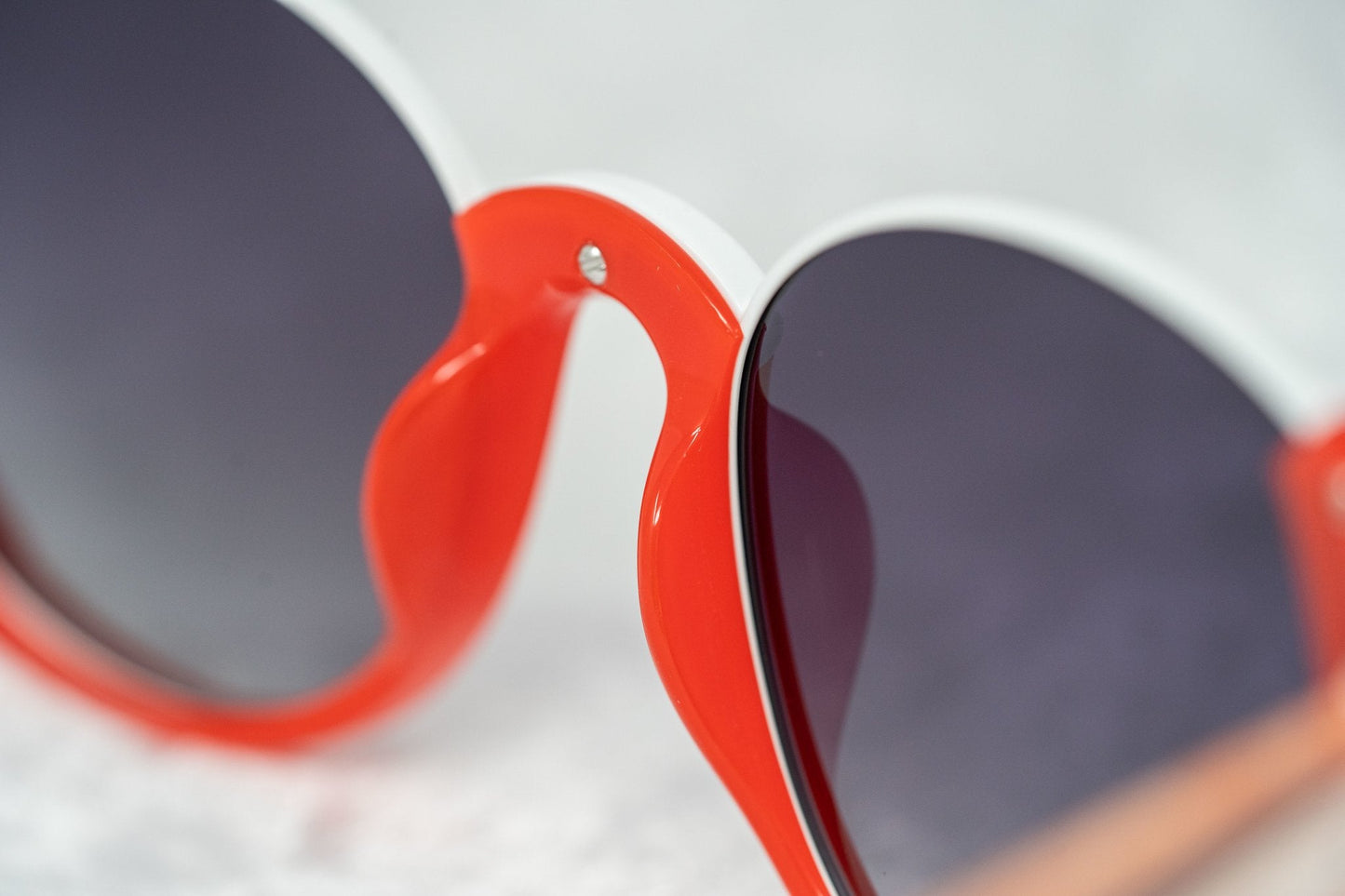 Prabal Gurung Ladies Sunglasses Round Crimson and Grey PG24C4SUN