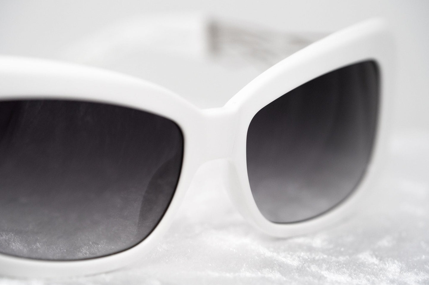 Prabal Gurung Sunglasses Rectangle White and Grey