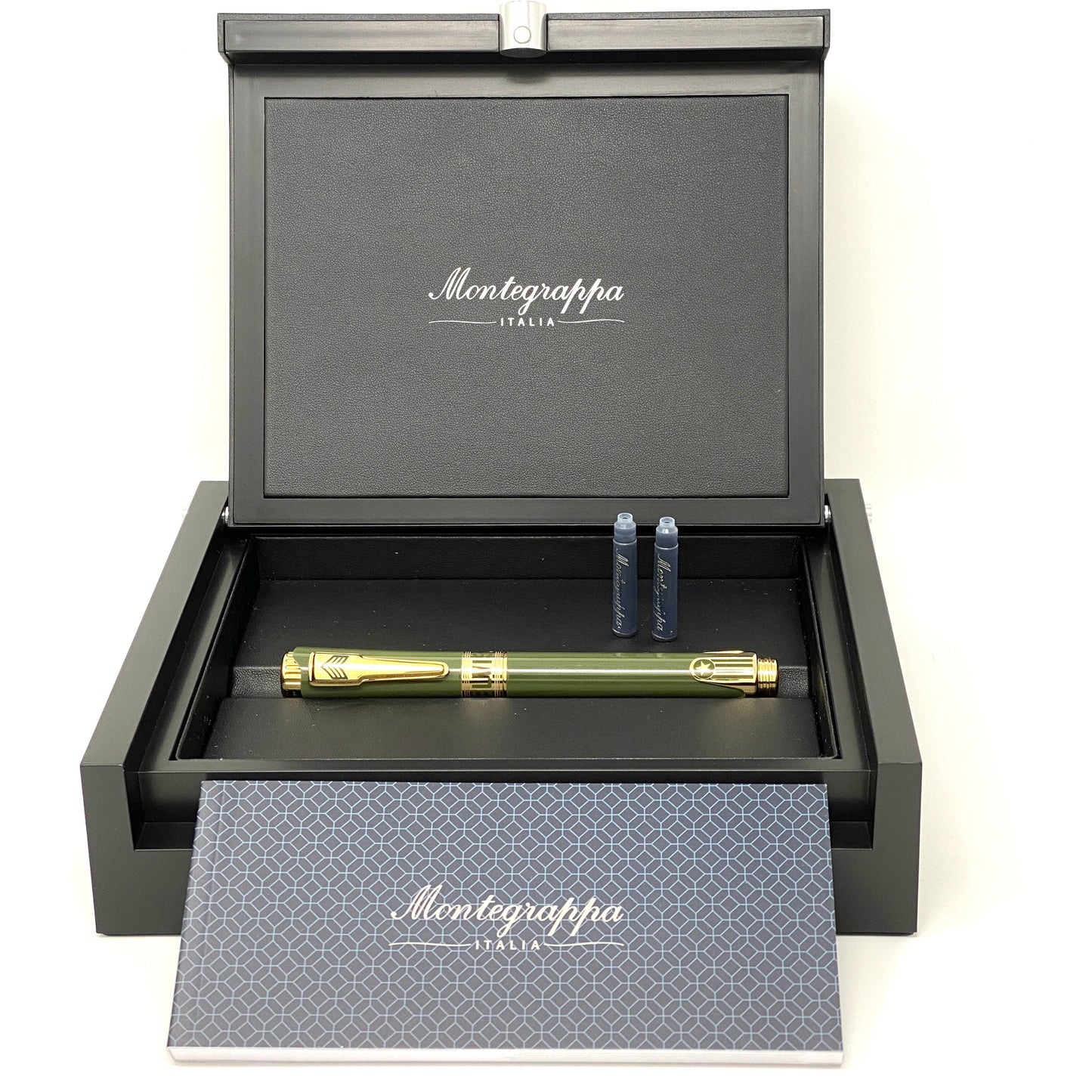Montegrappa Pen Icons Elvis Presley Fountain Pen Medium Tip Green ISICE3YG