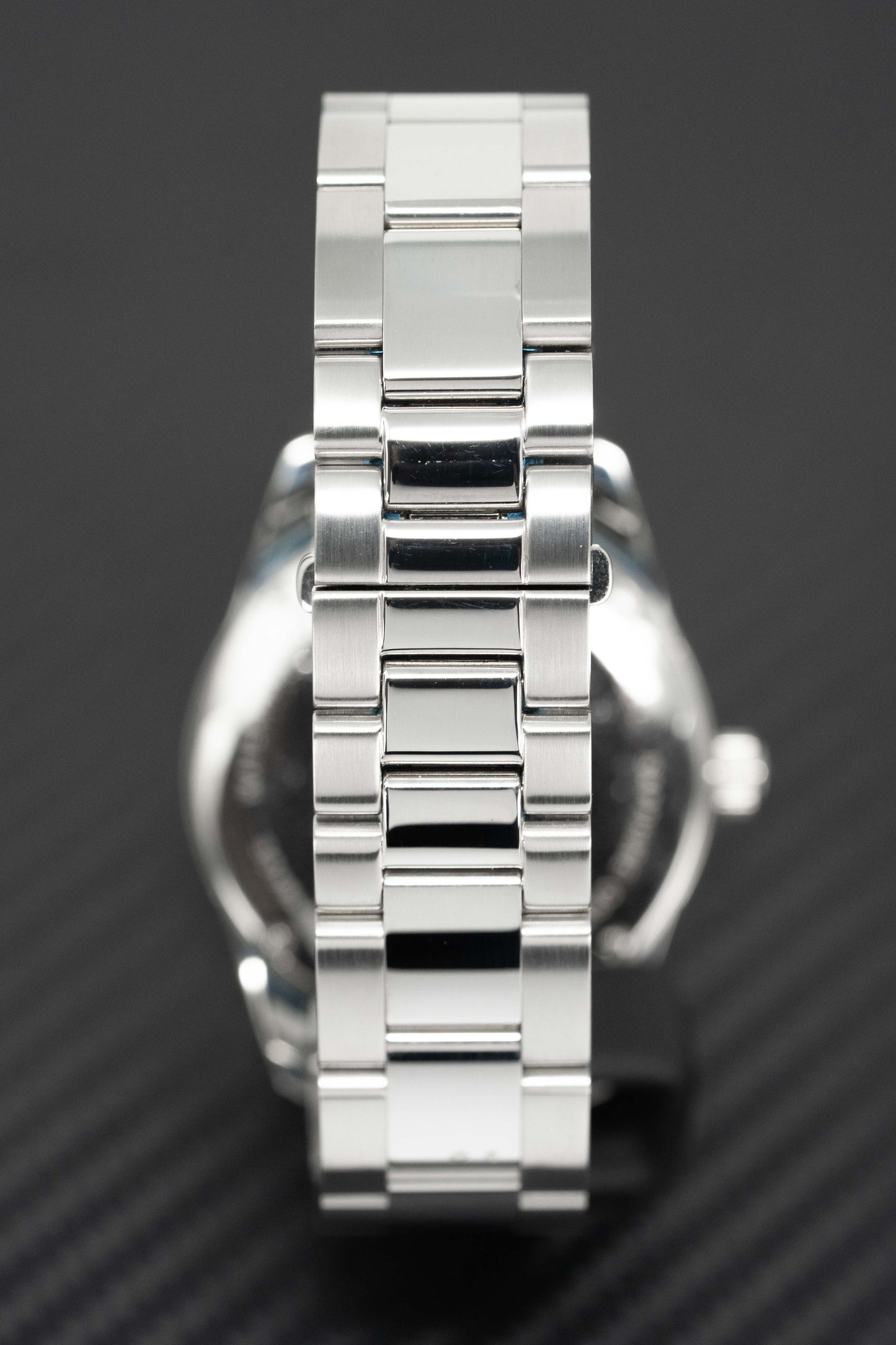 Louis Erard Watch Men's Automatic Heritage Diamond 69101SE01.BMA19