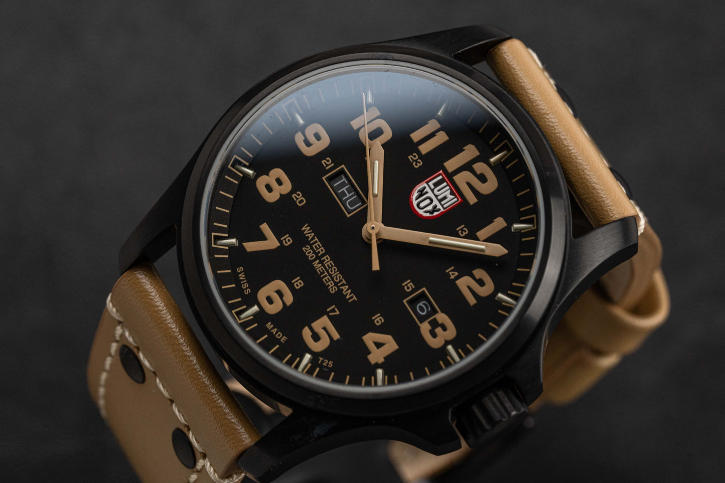Luminox Men's Watch Atacama Field Day Date Black Sand XL.1925