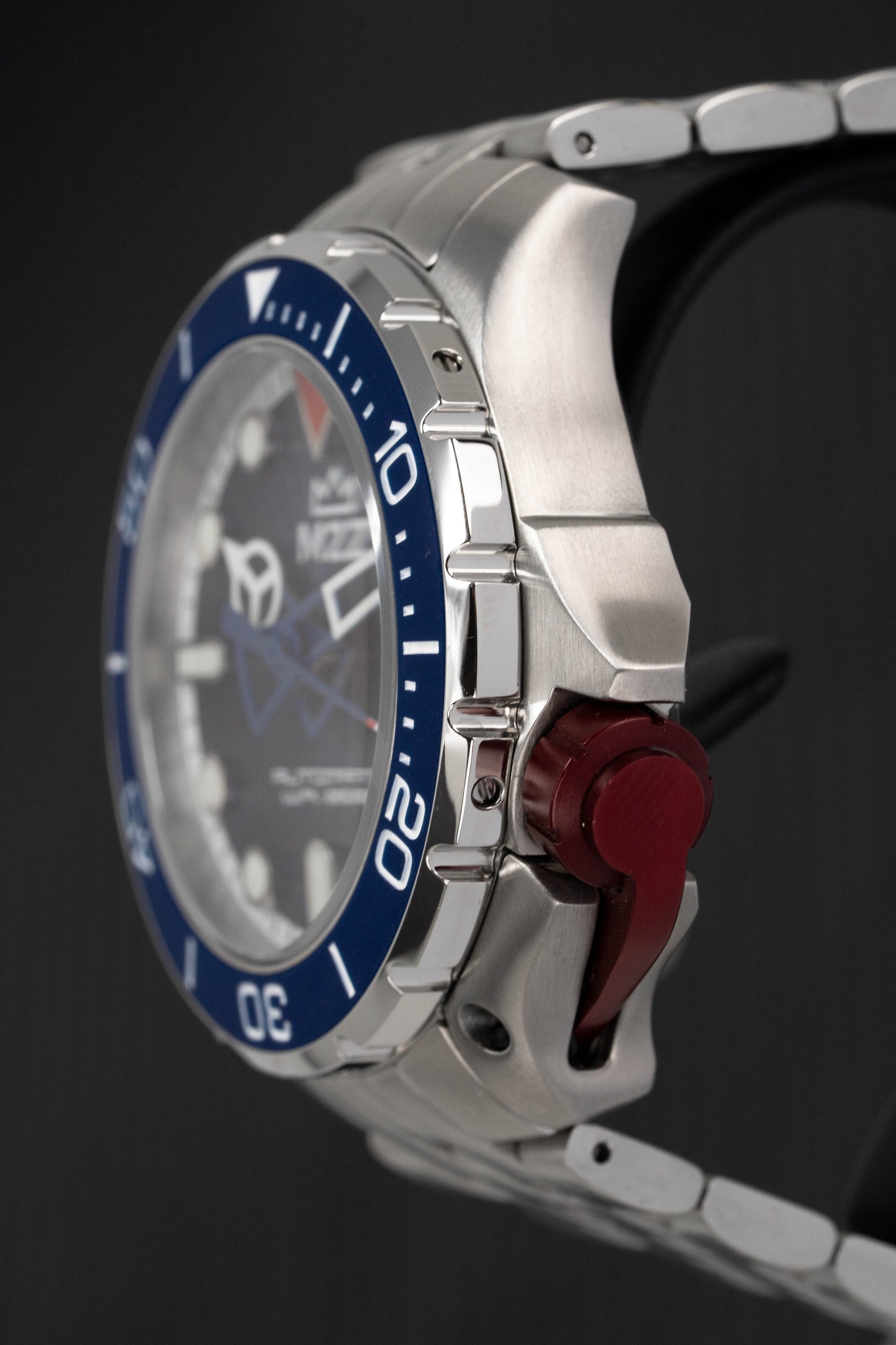 M2Z Men's Watch Diver 200 Bracelet Blue 200-007X