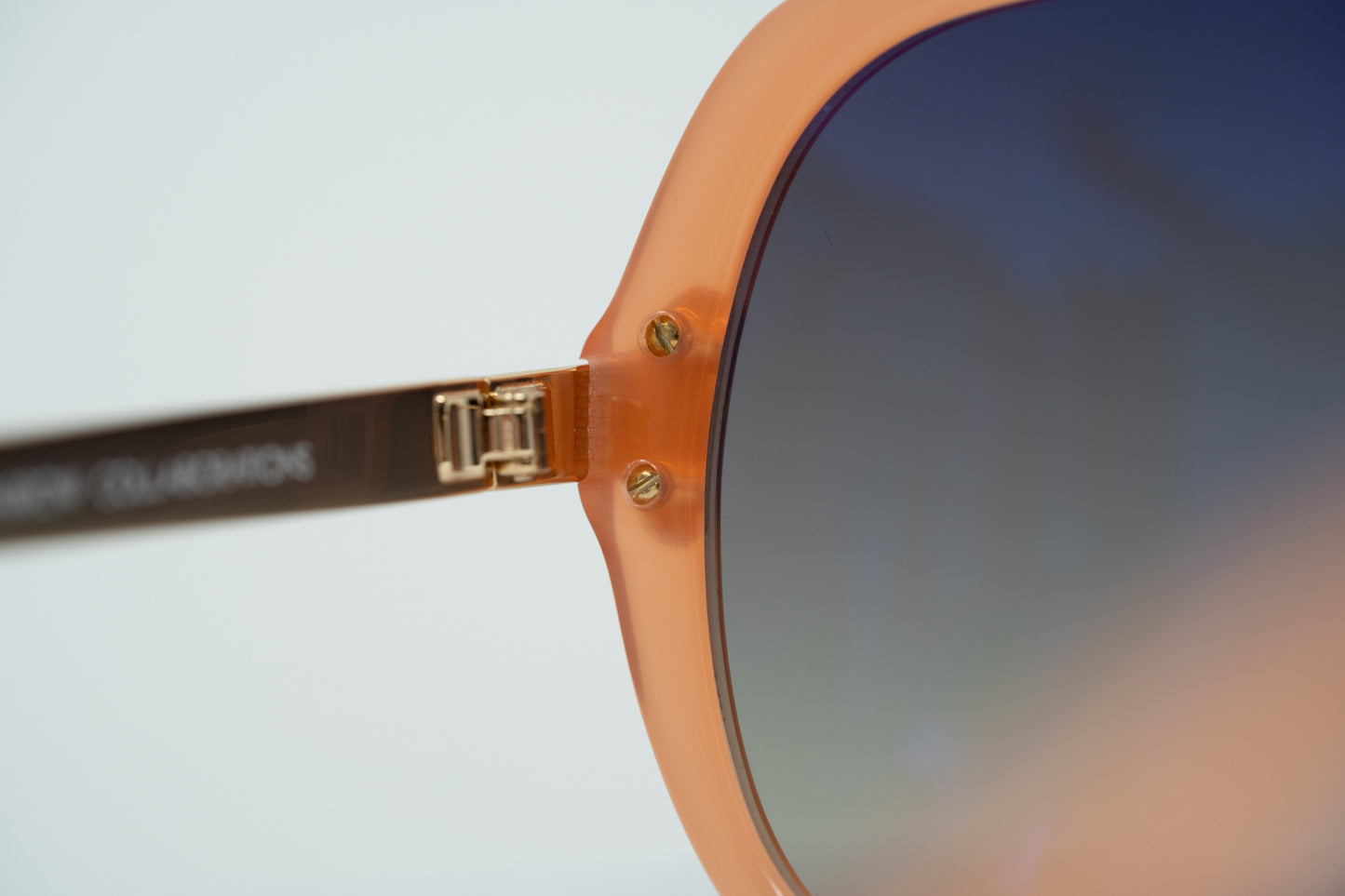 Oscar De La Renta Sunglasses Round Oversized Orange and Grey