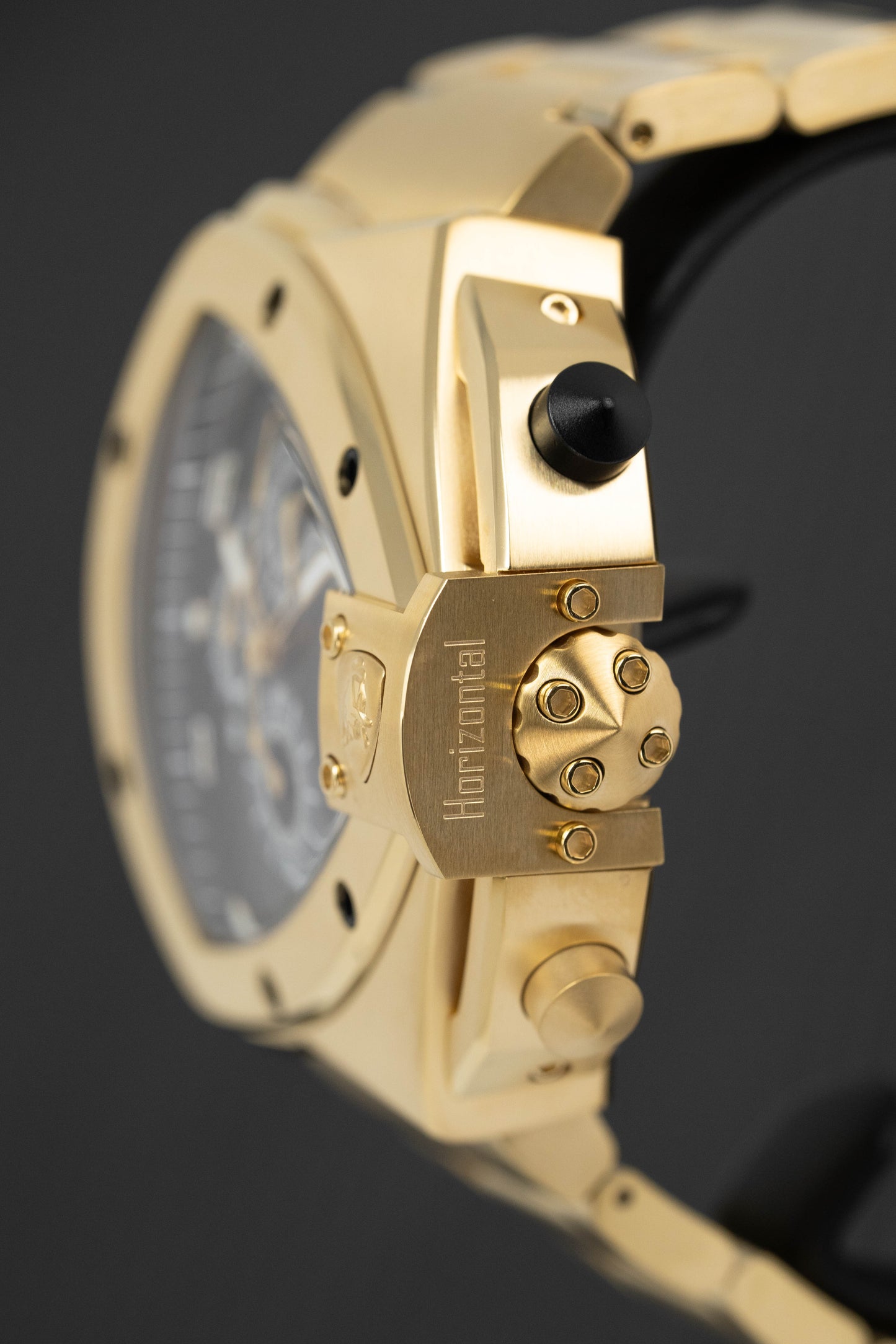 Tonino Lamborghini Men's Chronograph Watch Spyder Horizontal Yellow Gold T20SH-B-B