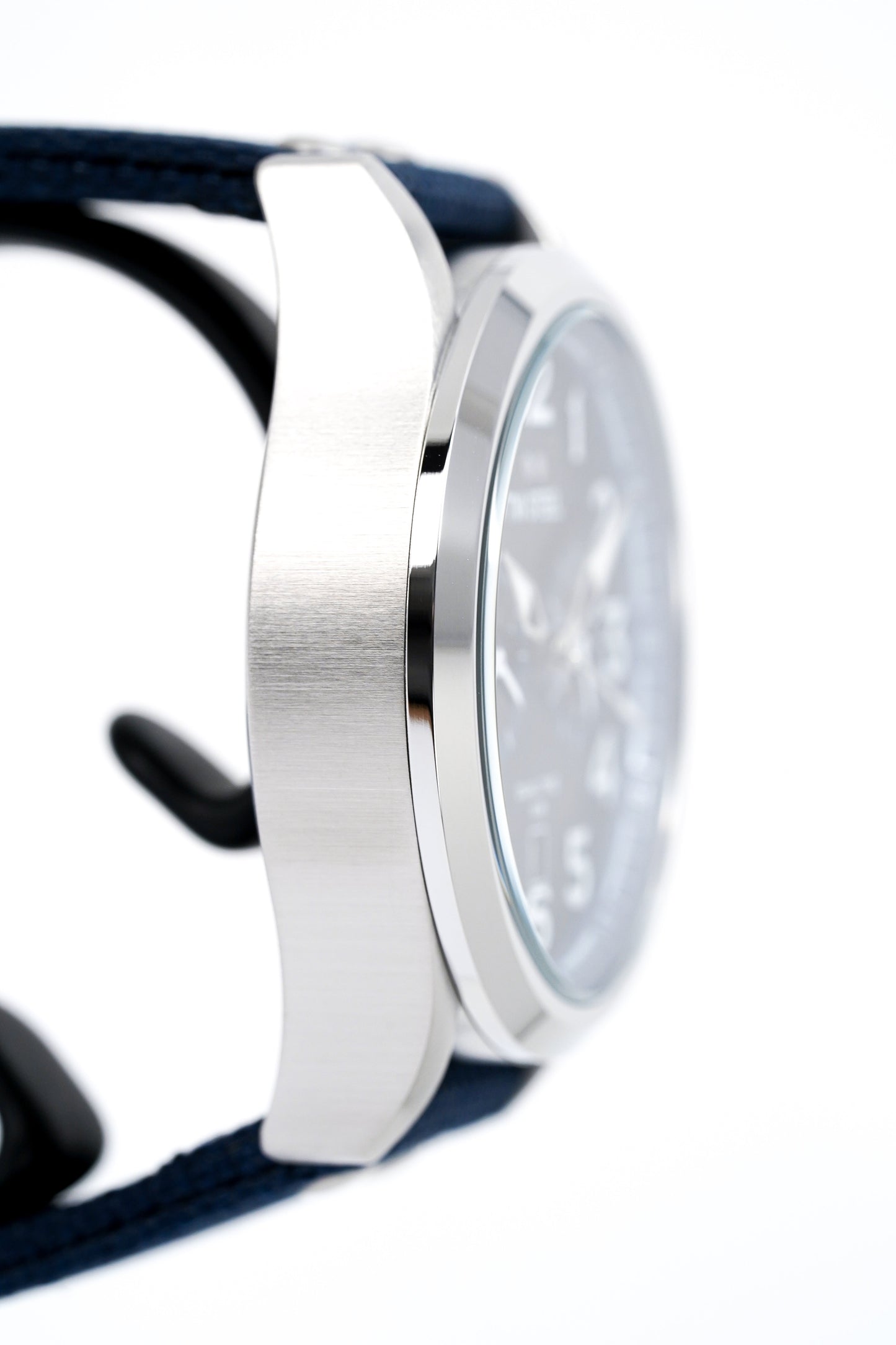 TW Steel Watch Volante Dual Time Blue VS37