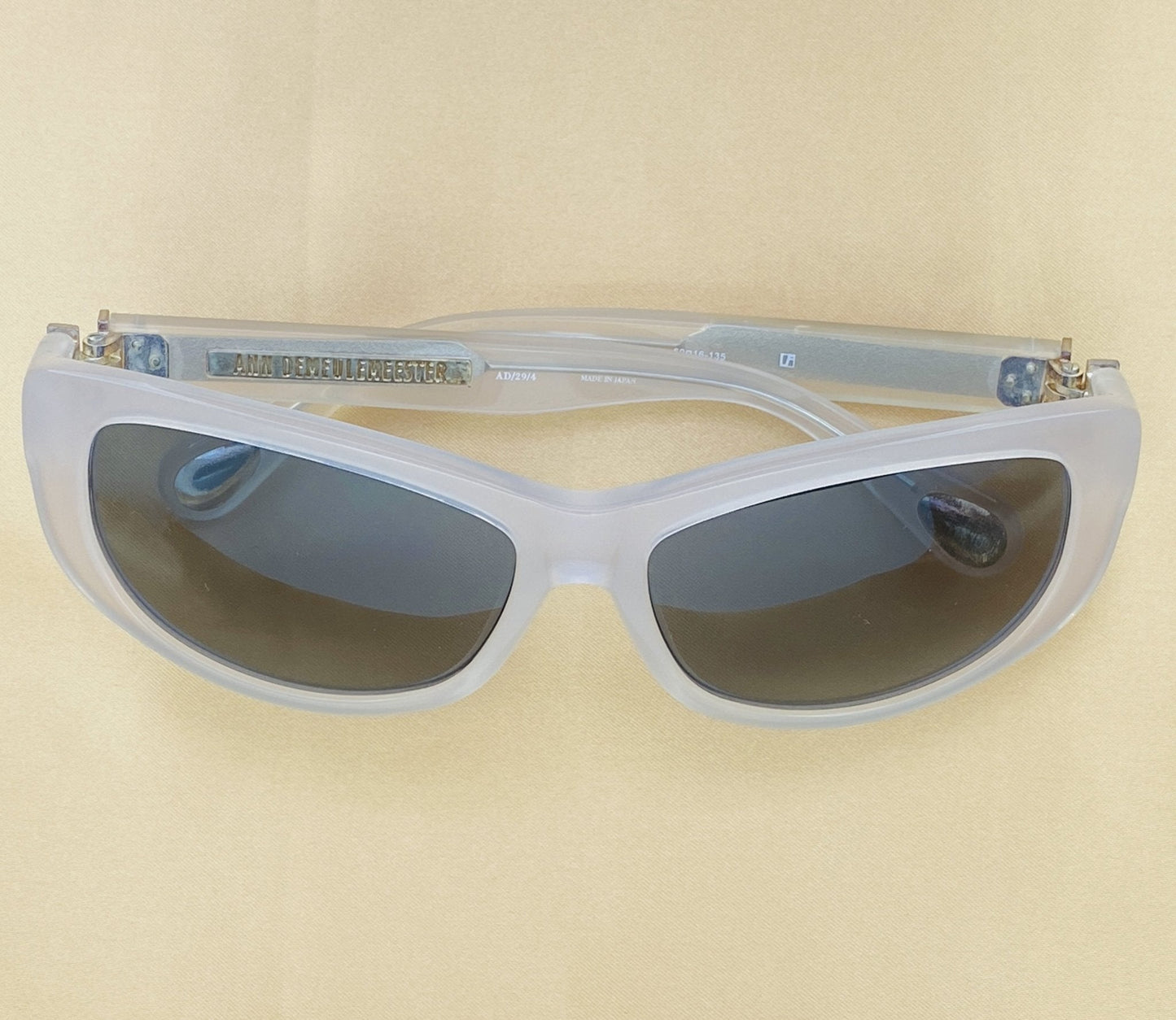 Ann Demeulemeester Ladies Sunglasses Cat Eye White and Grey AD29C4SUN