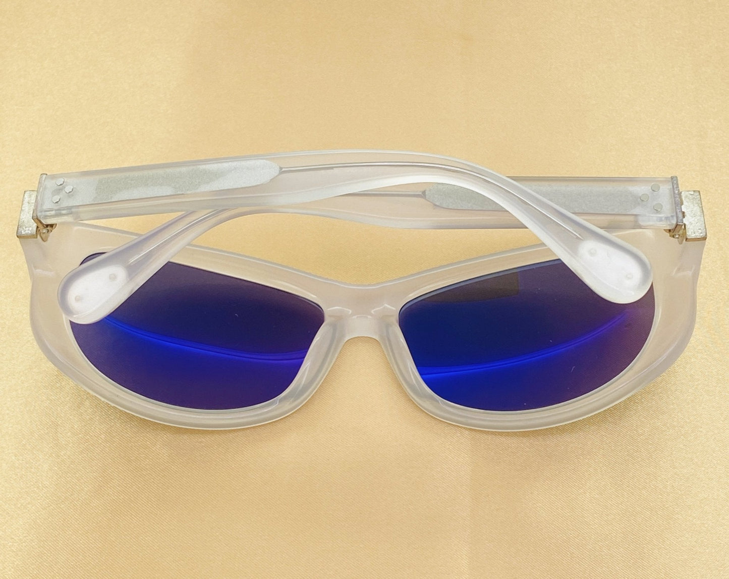 Ann Demeulemeester Ladies Sunglasses Cat Eye White and Grey AD29C4SUN
