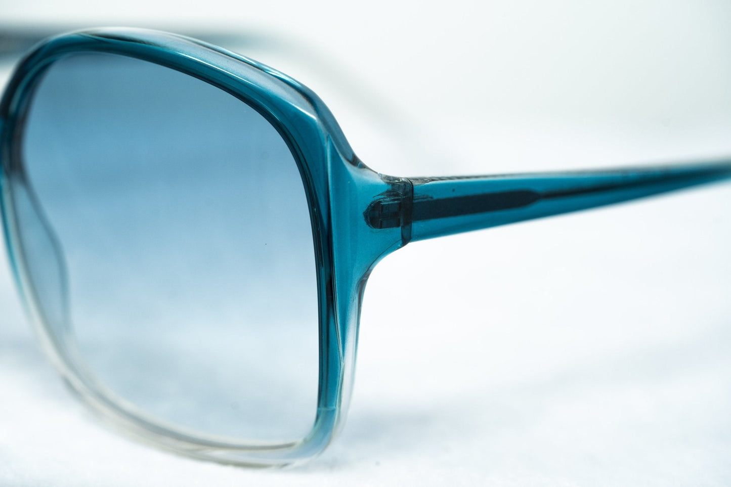 Antonio Berardi Sunglasses Oversized Blue