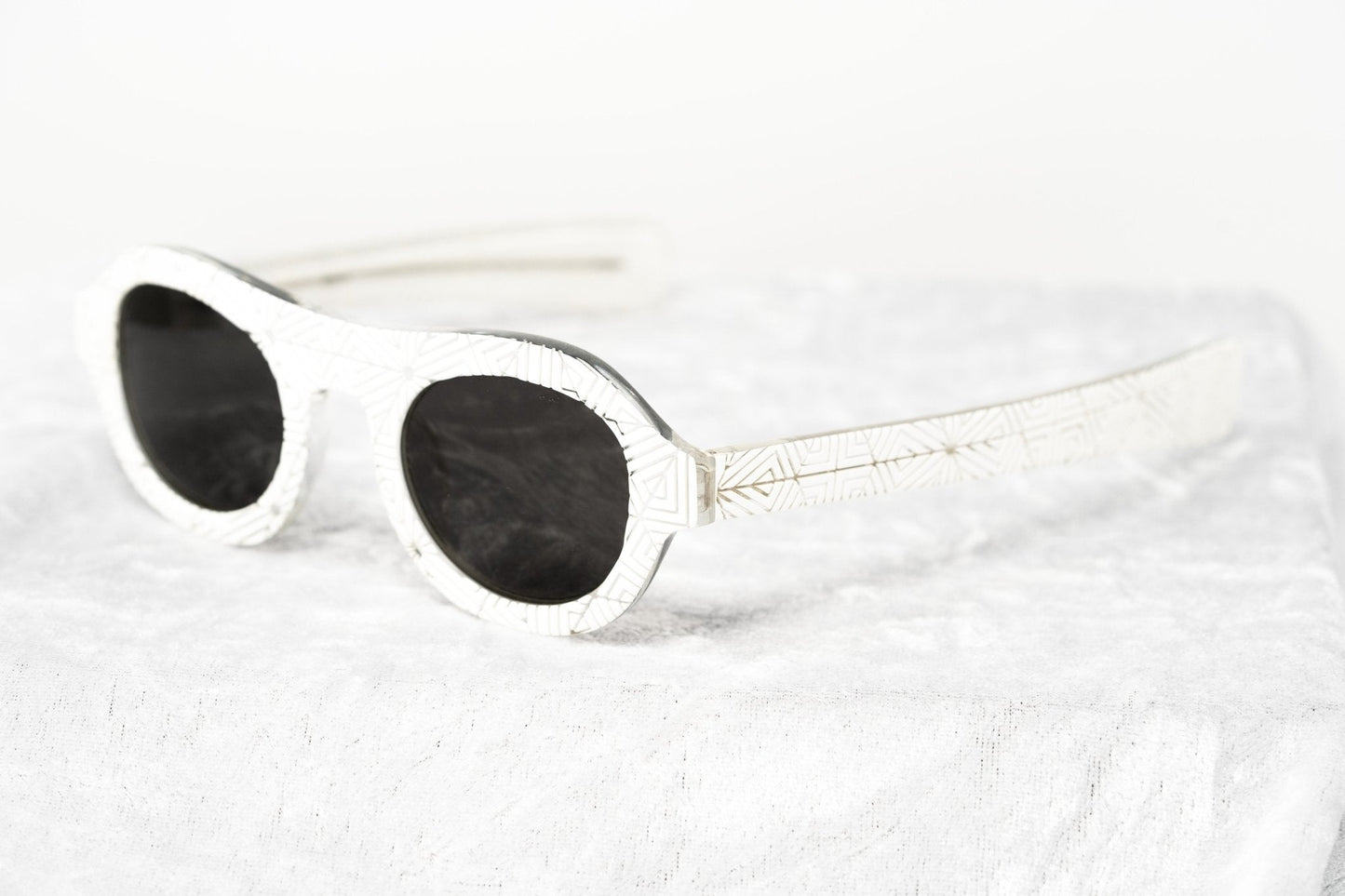 David David Sunglasses Round White and Dark Grey
