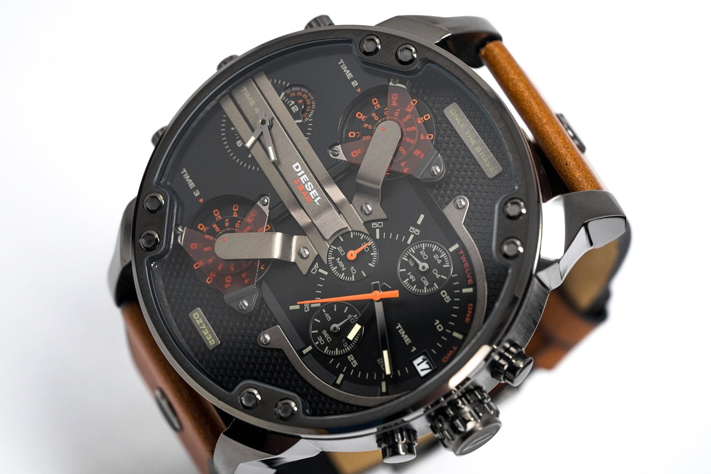 Diesel Men's Chronograph Watch Mr Daddy 2.0 Gun Metal DZ7332