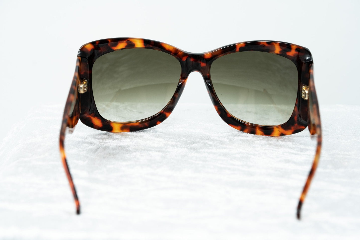 Erickson Beamon Ladies Sunglasses Oversized Tortoise Shell and Grey 8EB2C2T/SHELL