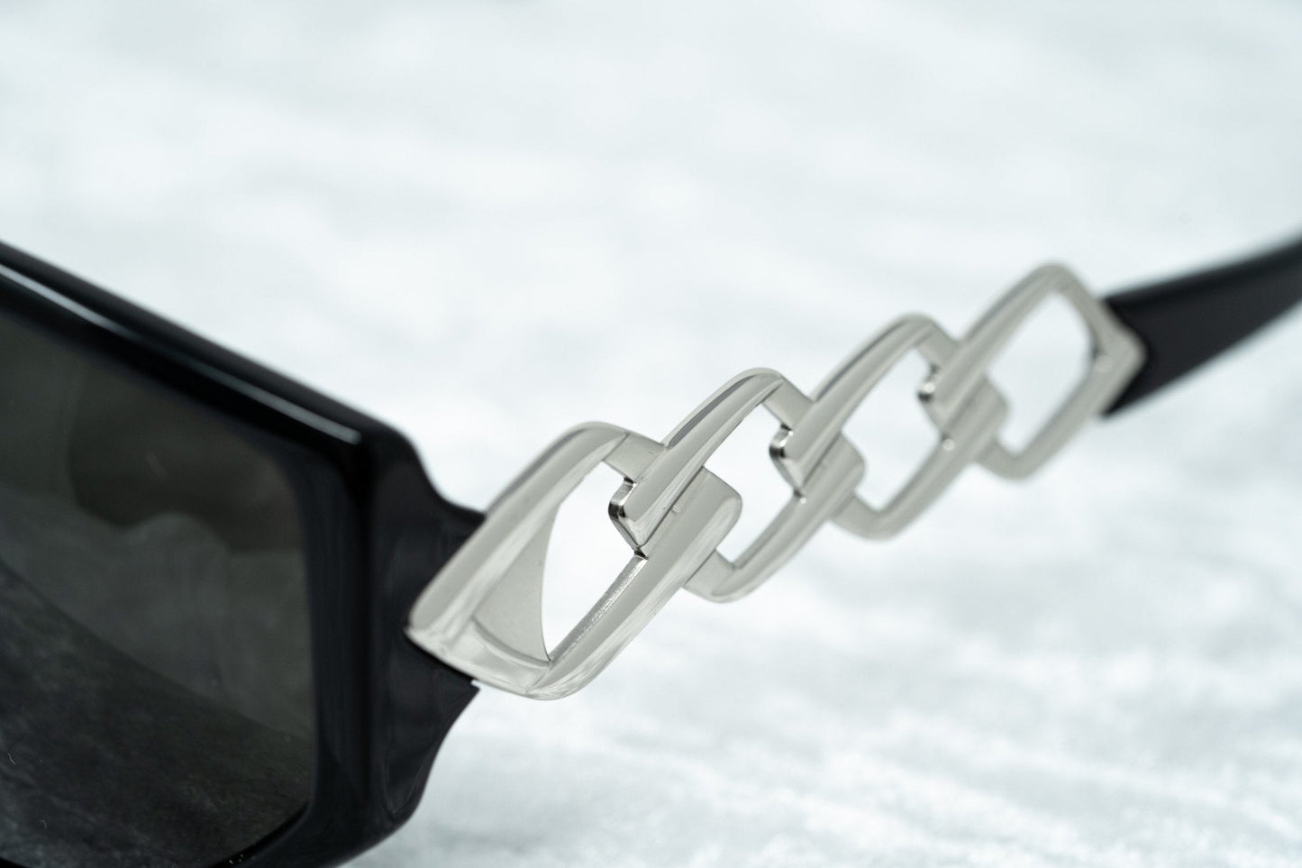 Erickson Beamon Sunglasses Rectangular Black and Dark Grey