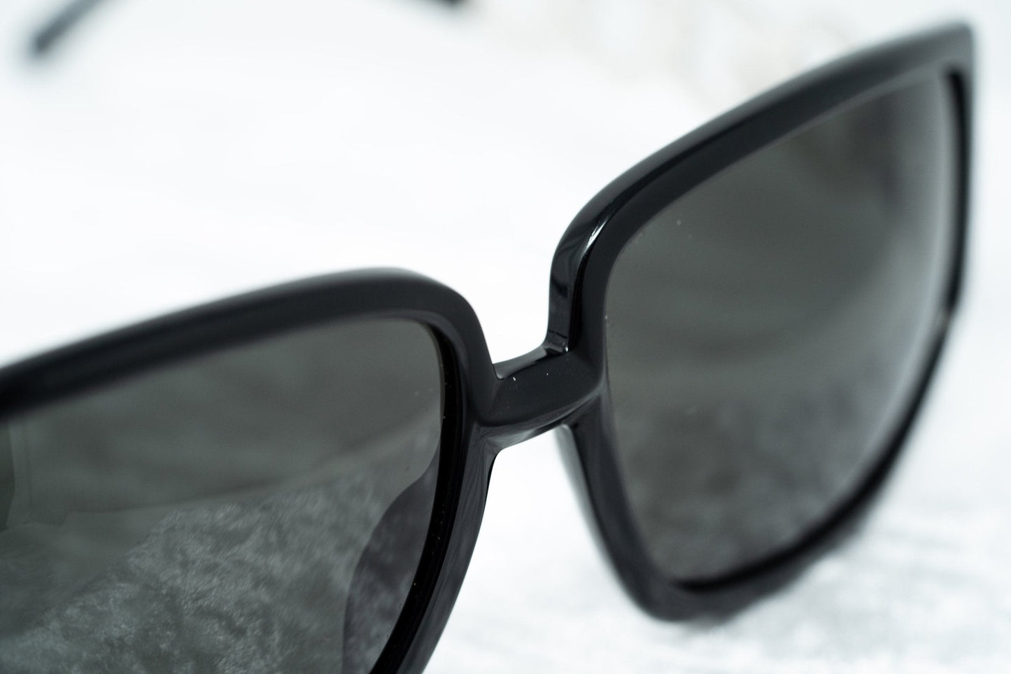 Erickson Beamon Sunglasses Rectangular Black and Dark Grey