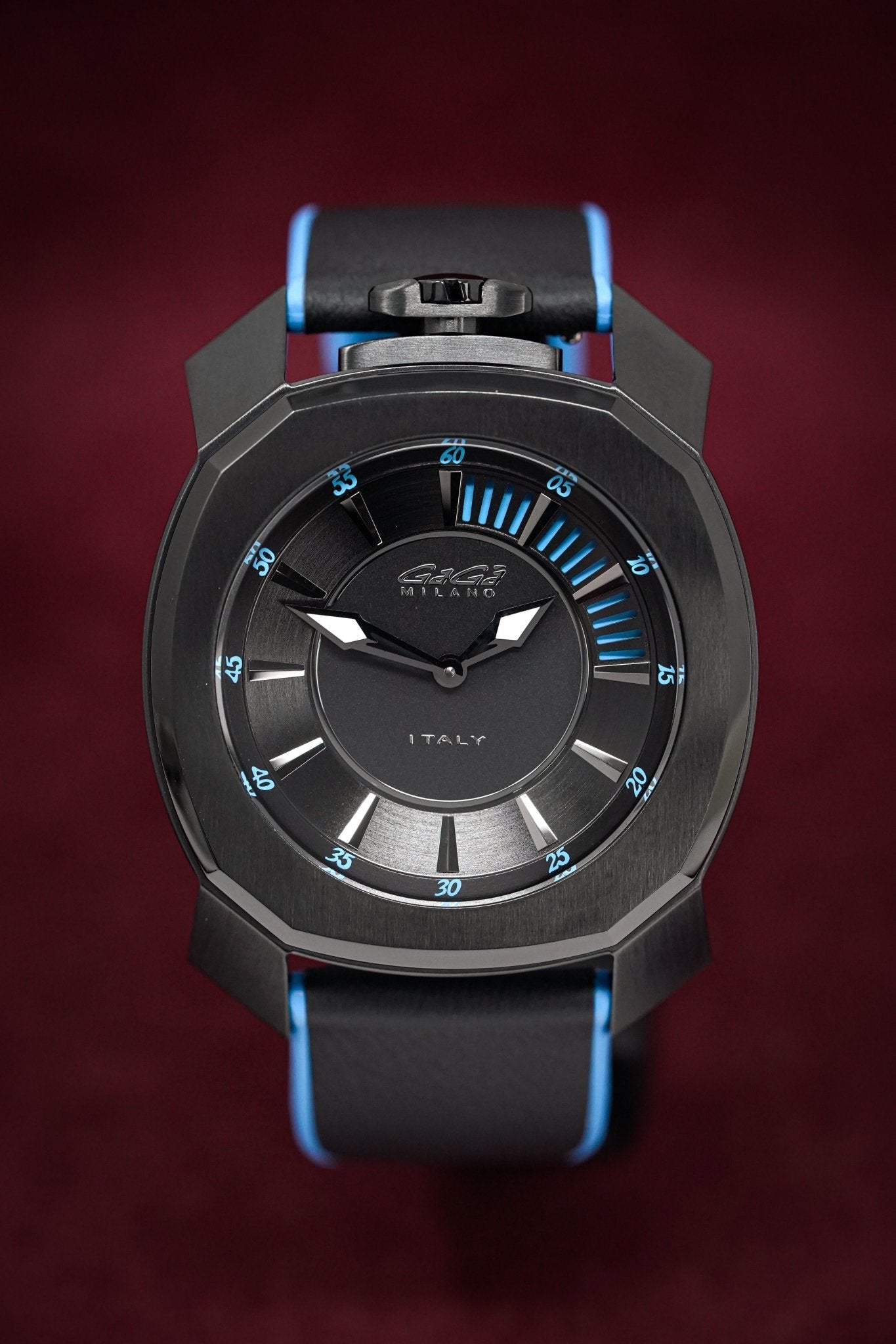 Gaga Milano Watch Frame_One Black PVD 7052.02