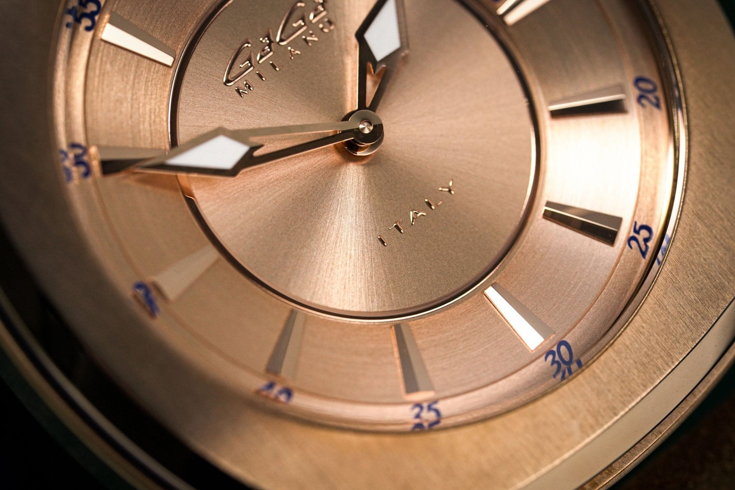 Gaga Milano Watch Frame_One Pink Gold 7051.01