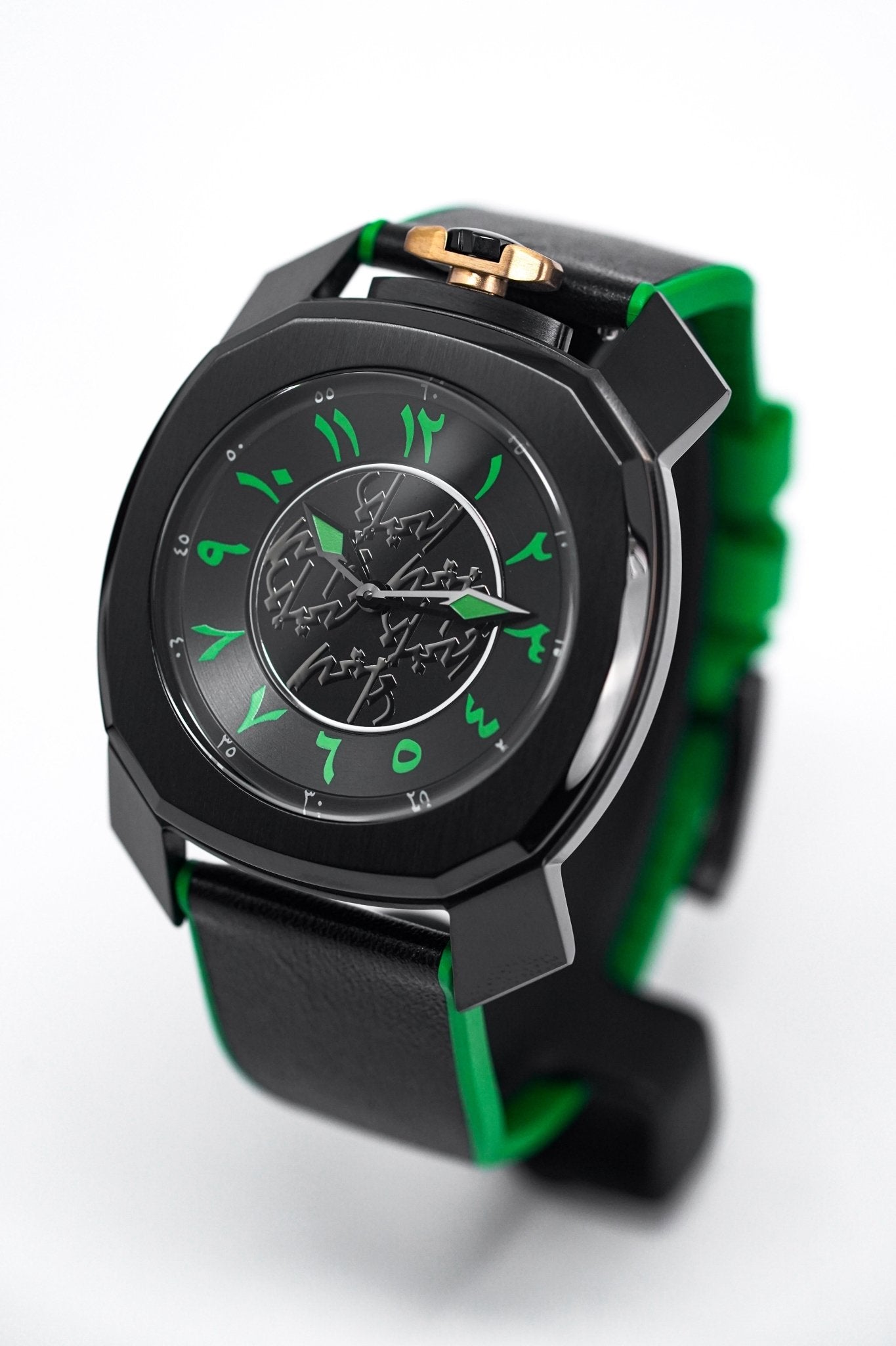 Gaga Milano Watch Frame_One x Nadine Kanso Limited Edition 7052.AR01