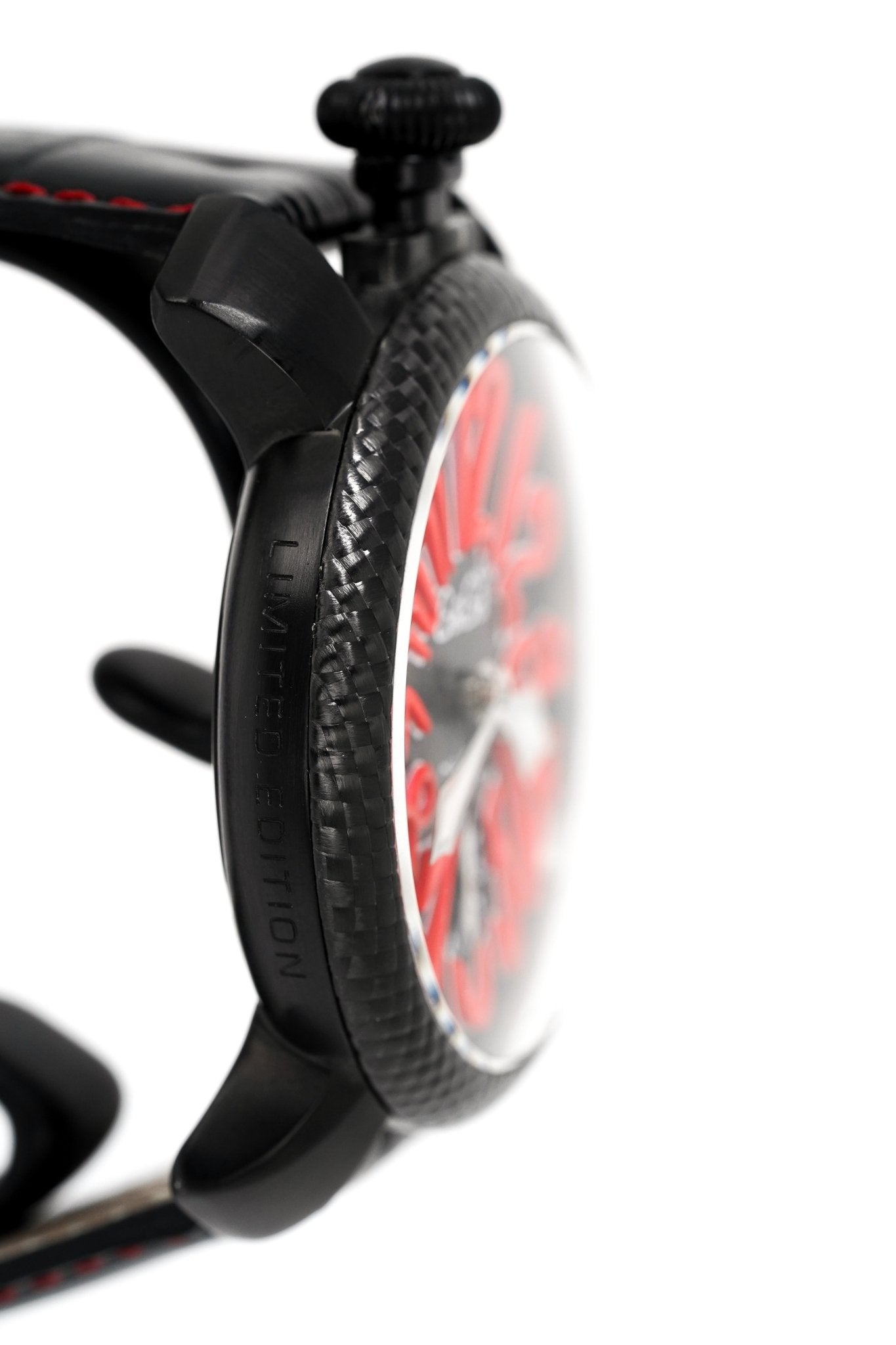 Gagà Milano Watch Manuale 48mm Carbon Fibre Red 5016.08