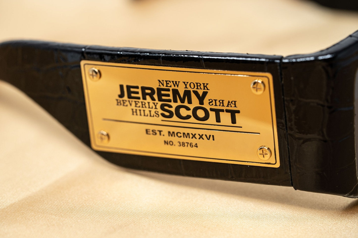 Jeremy Scott Sunglasses Square Black and Gold JSPLAQUEC2SUN