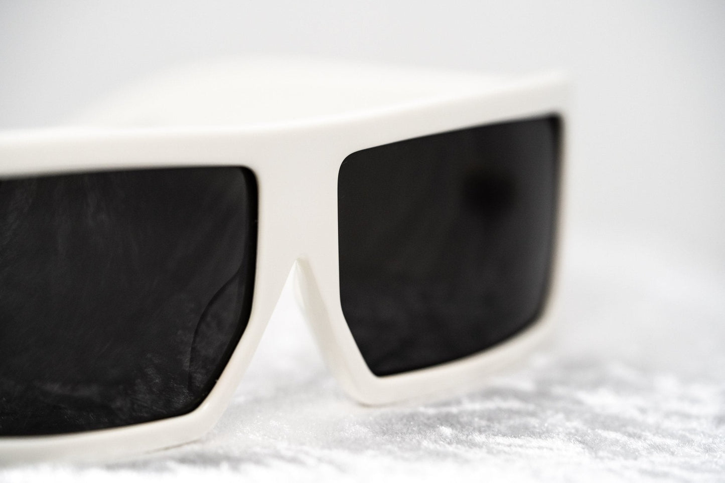 Jeremy Scott Sunglasses Rectangular White and Grey