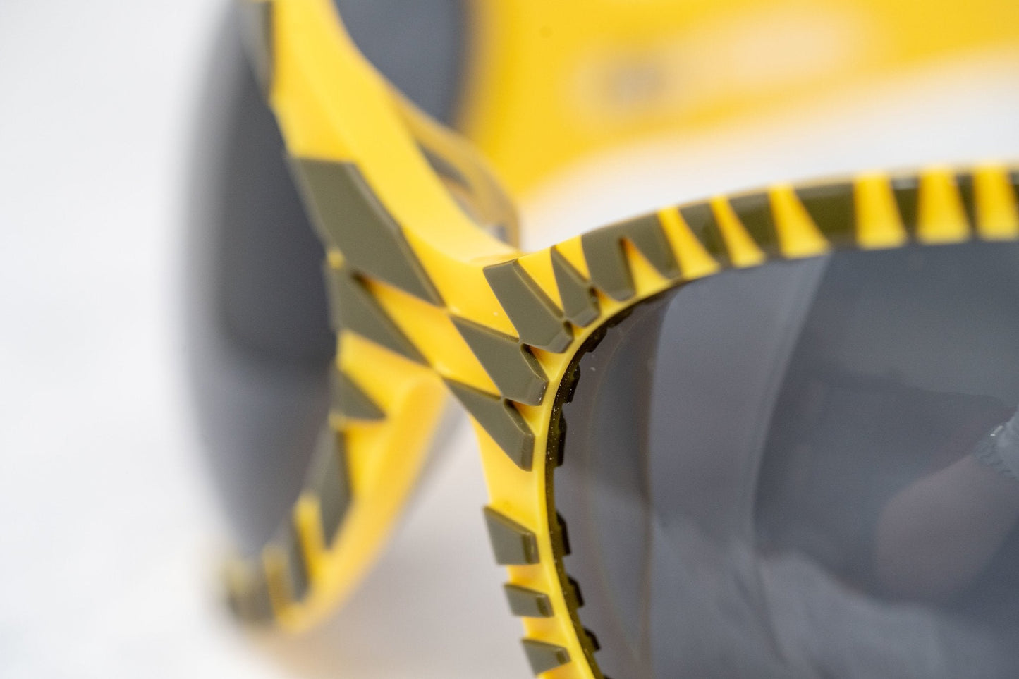 Jeremy Scott Sunglasses Wrap Around Black Yellow and Grey JSWRAPC4SUN