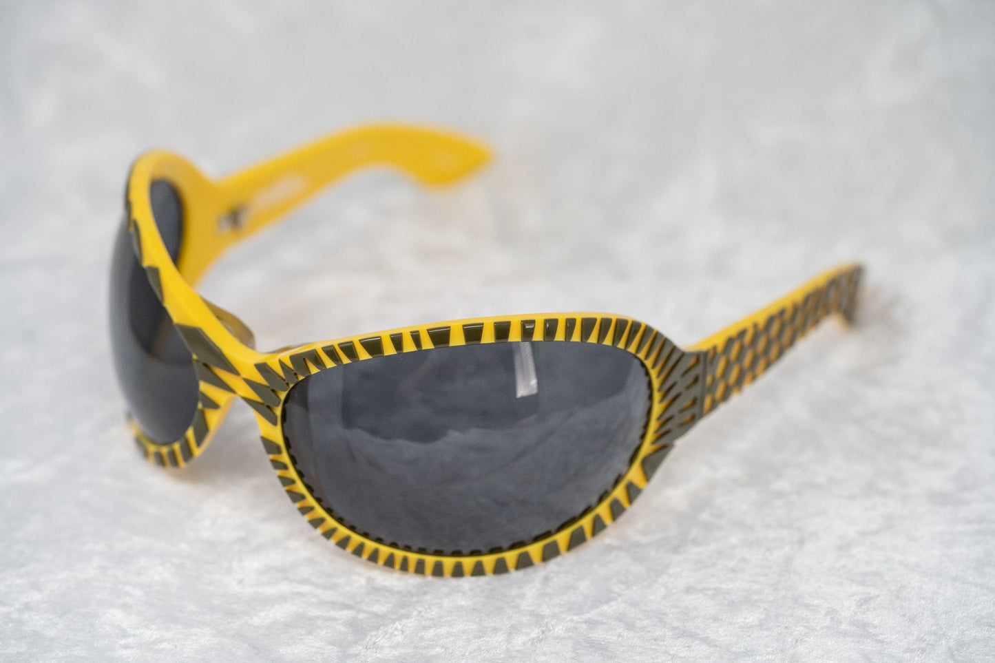 Jeremy Scott Sunglasses Wrap Around Black Yellow and Grey JSWRAPC4SUN