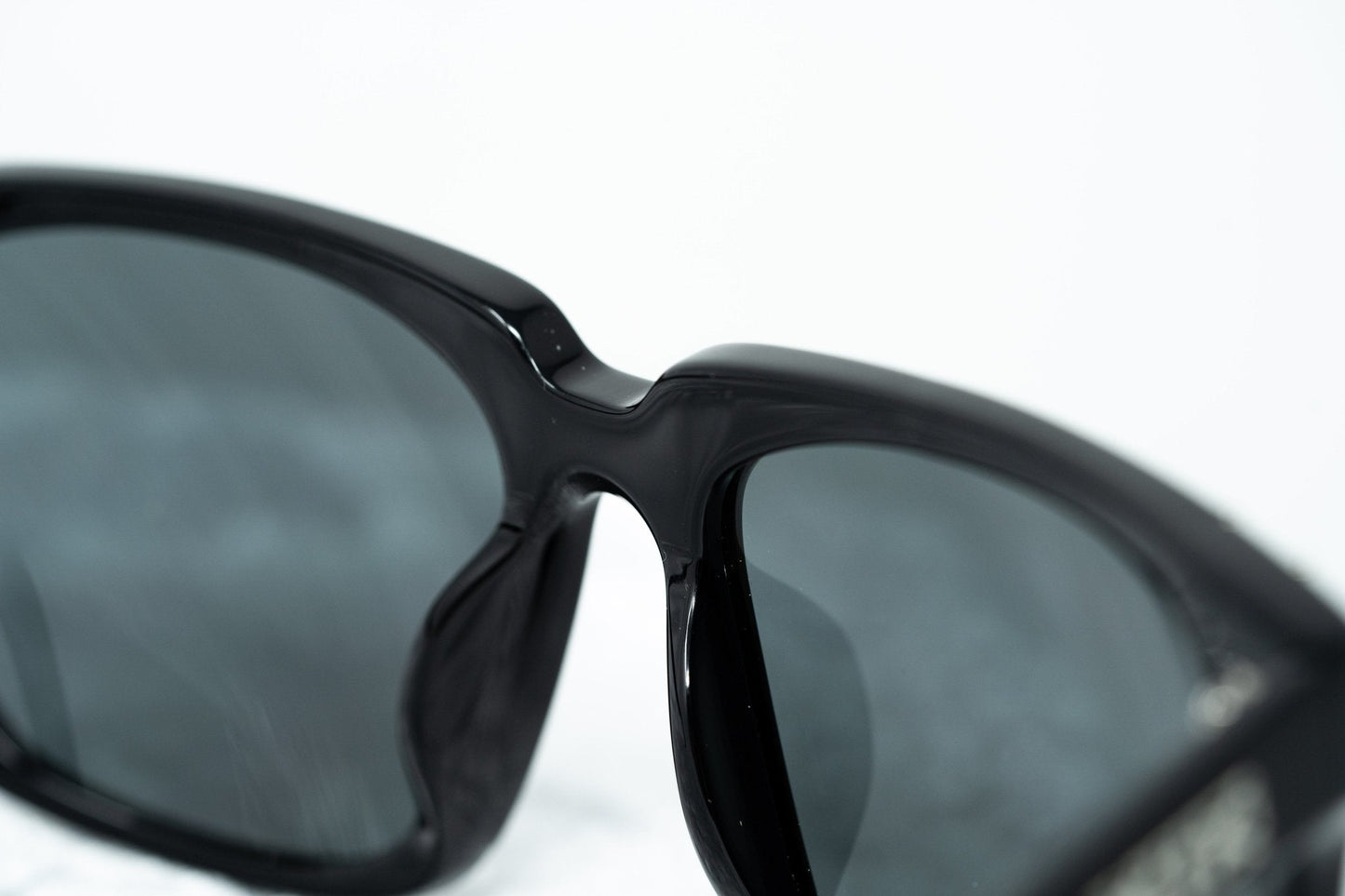 Kokon To Zai Sunglasses D-Frame Black and Grey KTZ14C1SUN