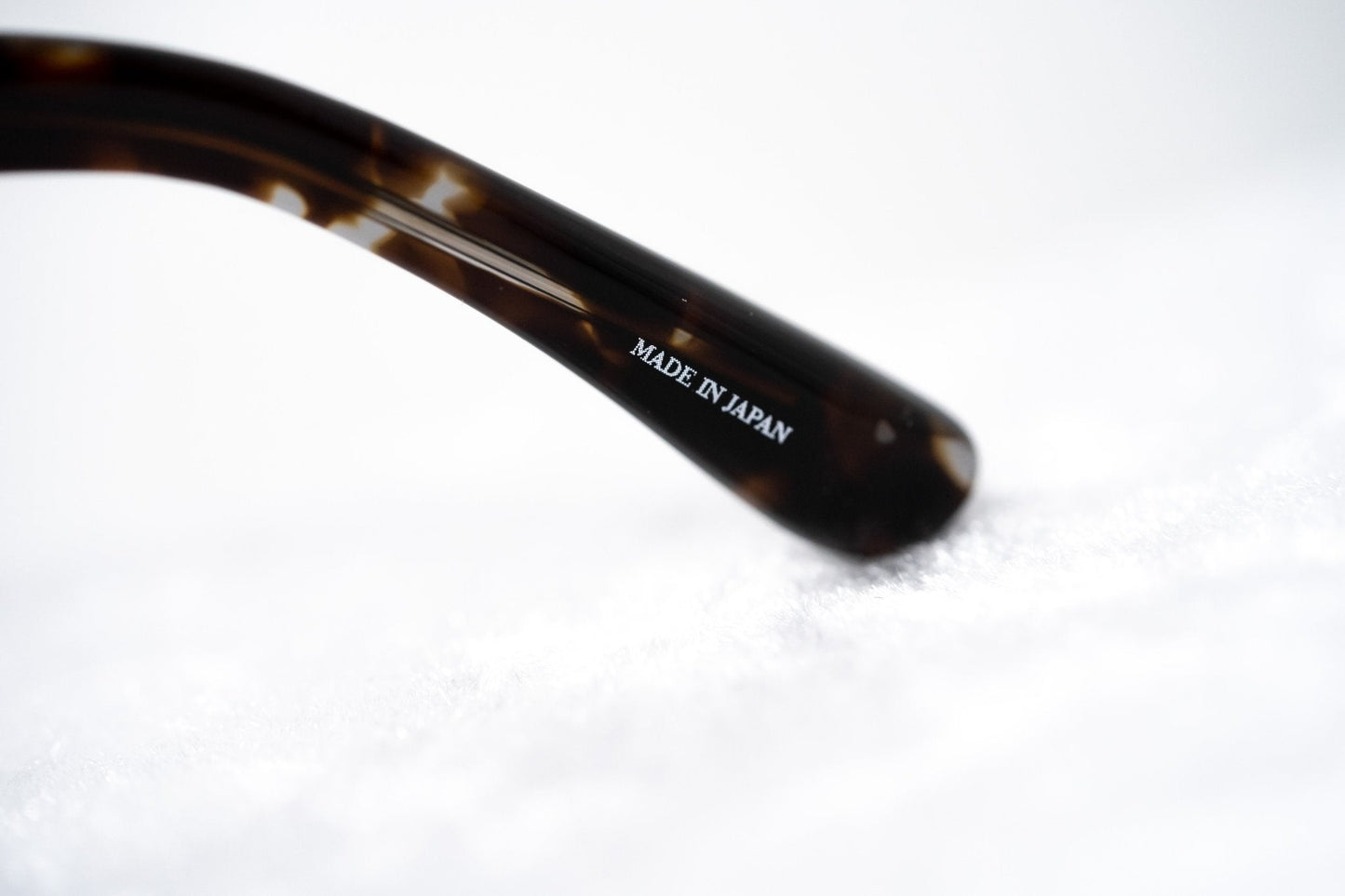 Kokon To Zai Sunglasses D-Frame Black Tortoise Shell and Grey