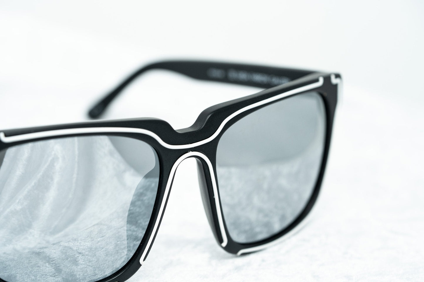 Kokon To Zai Sunglasses D-Frame Black and Silver KTZ14C2SUN