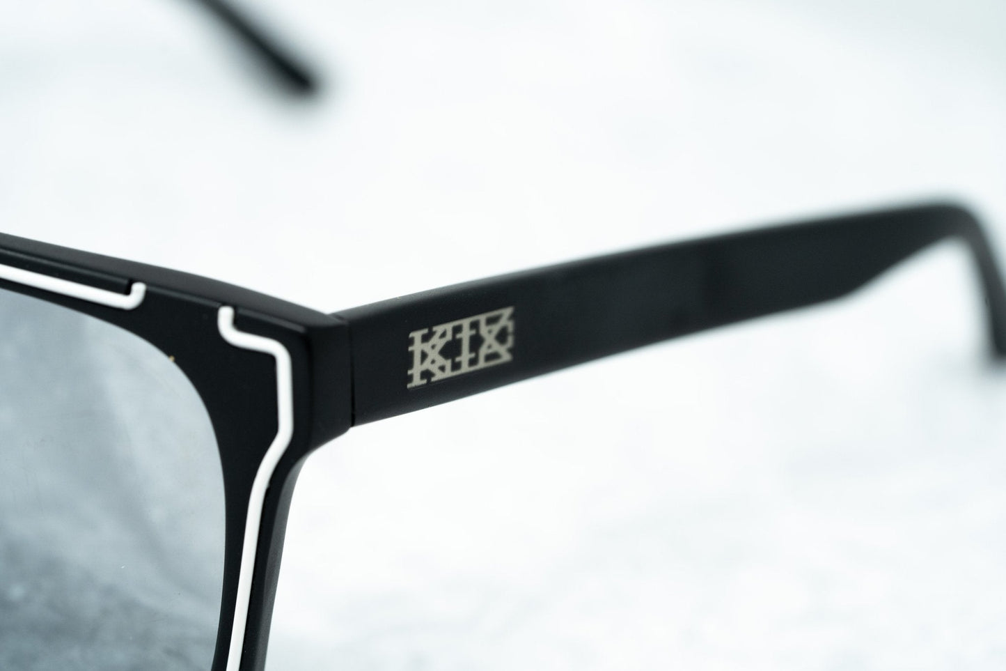 Kokon To Zai Sunglasses D-Frame Black and Silver KTZ14C2SUN