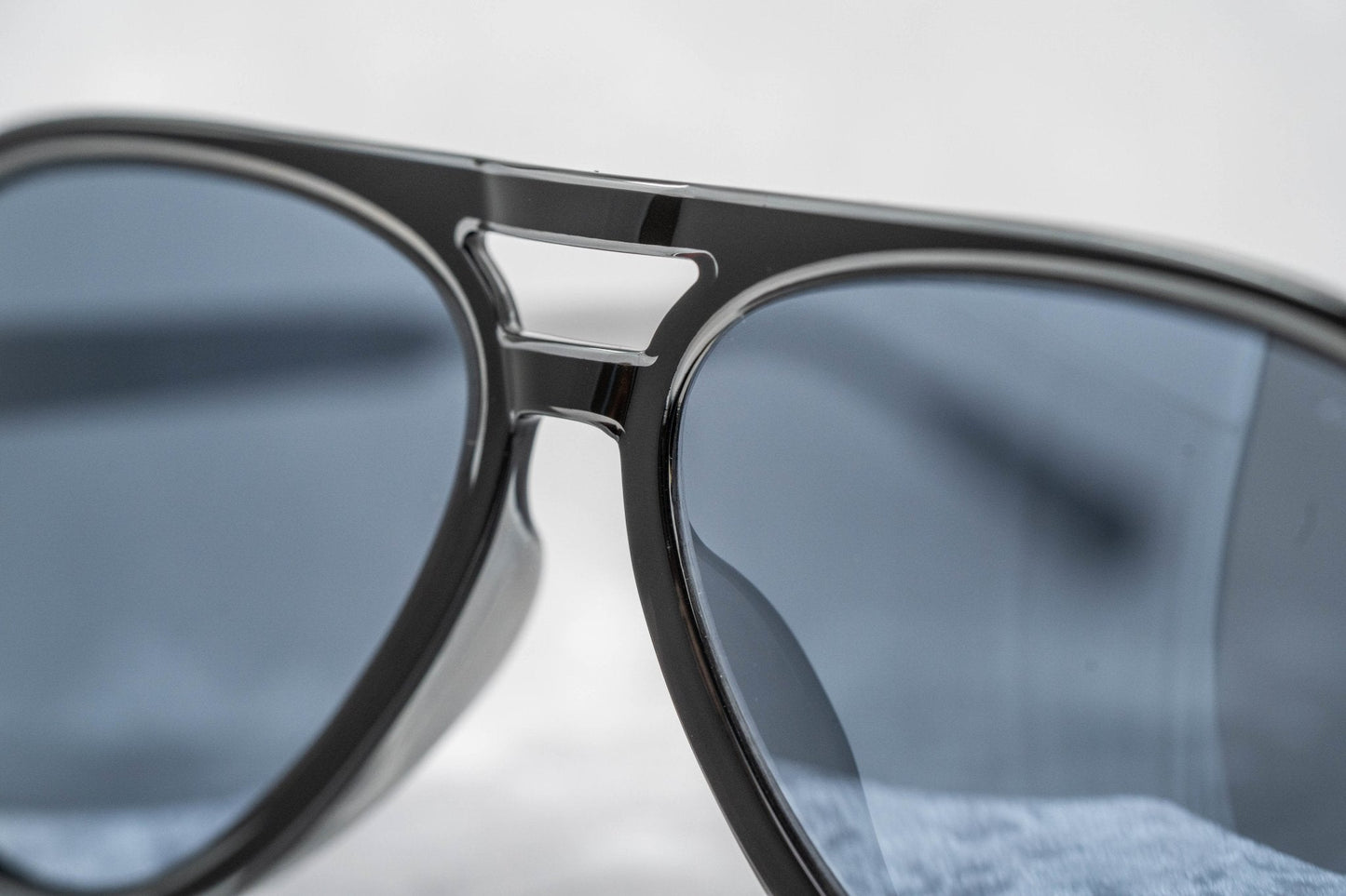 Kris Van Assche Men's Sunglasses Black and Blue KVA78C5SUN