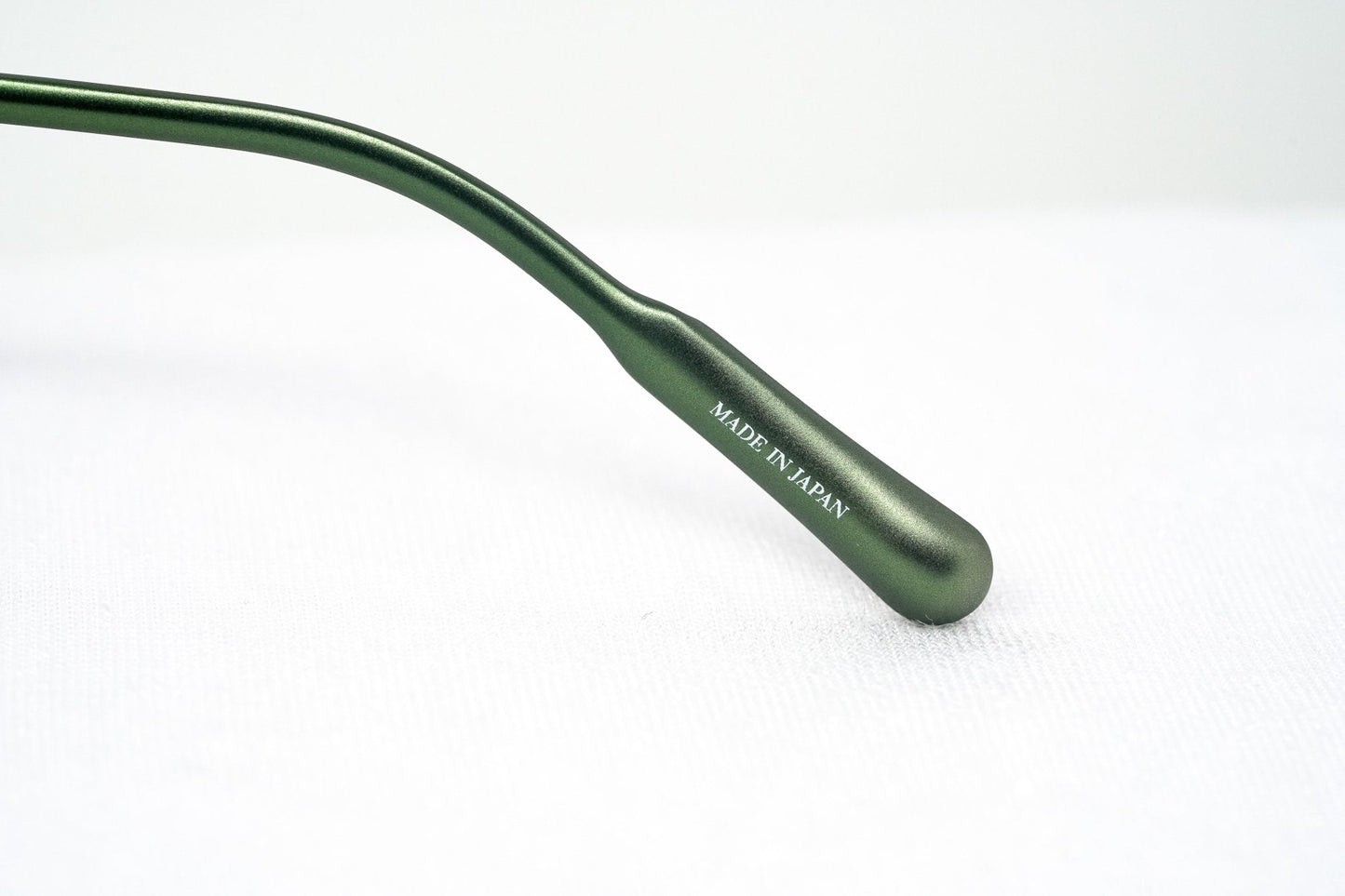 Kris Van Assche Sunglasses Round Green and Gunmetal Grey