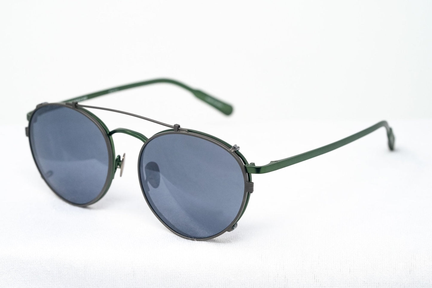 Kris Van Assche Sunglasses Round Green and Gunmetal Grey