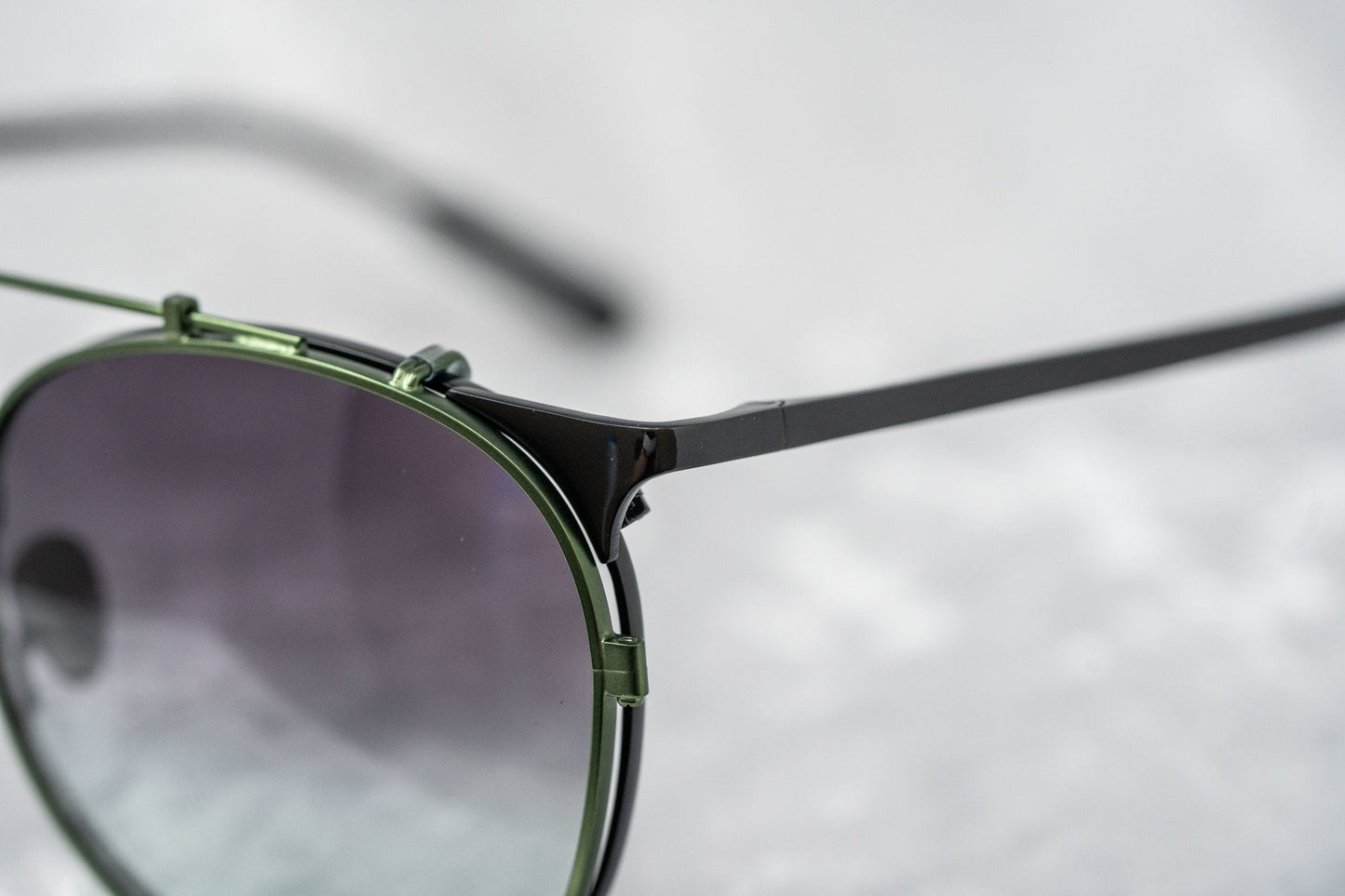 Kris Van Assche Sunglasses Round Shiny Black and Green KVA69C4SUN