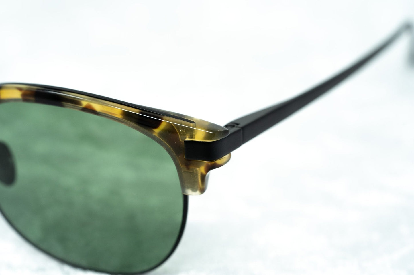 Kris Van Assche Sunglasses D-Frame Black and Green