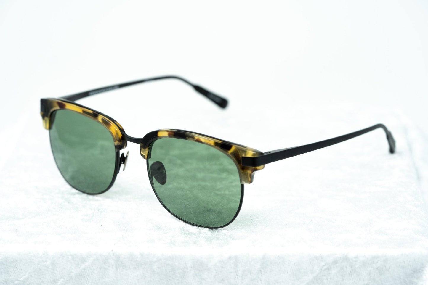 Kris Van Assche Sunglasses D-Frame Black and Green