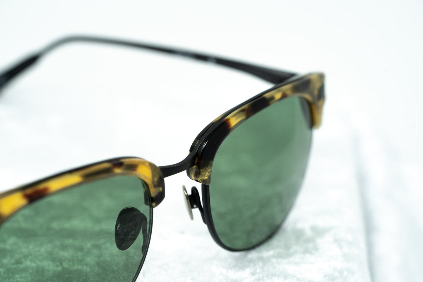 Kris Van Assche Sunglasses D-Frame Black and Green